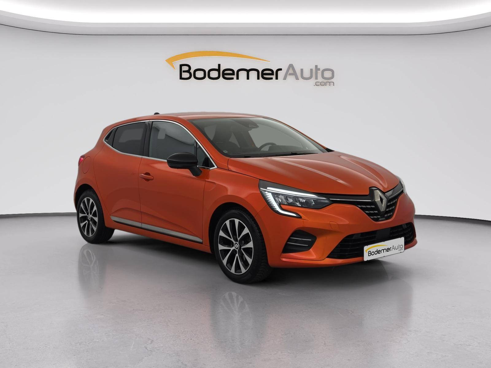 Vente en ligne Renault Clio 5 Clio TCe 90 au prix de 15 290 €