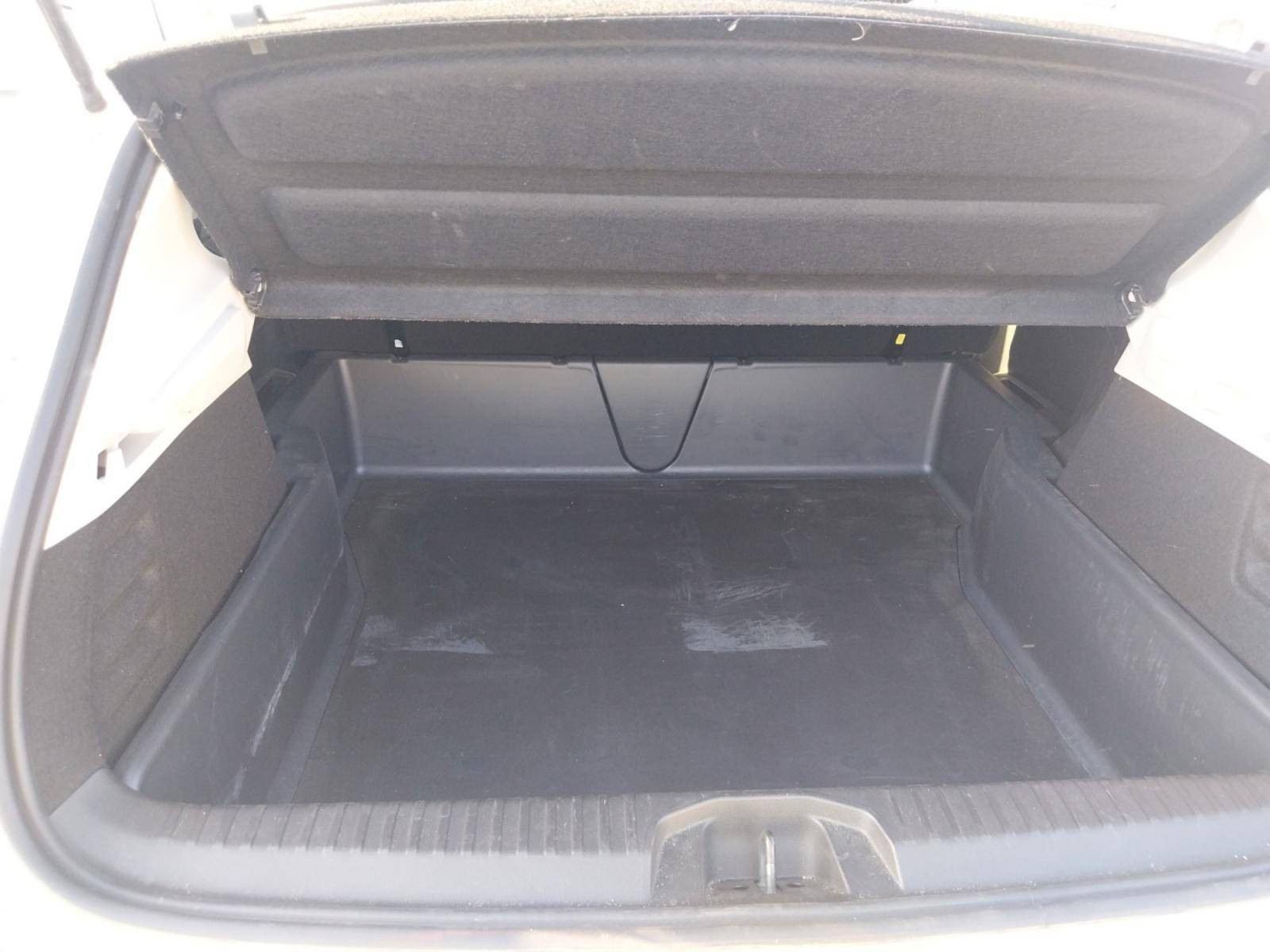 Vente en ligne Renault Clio 5 CLIO SOCIETE E-TECH 140 - 21N au prix de 13 290 €