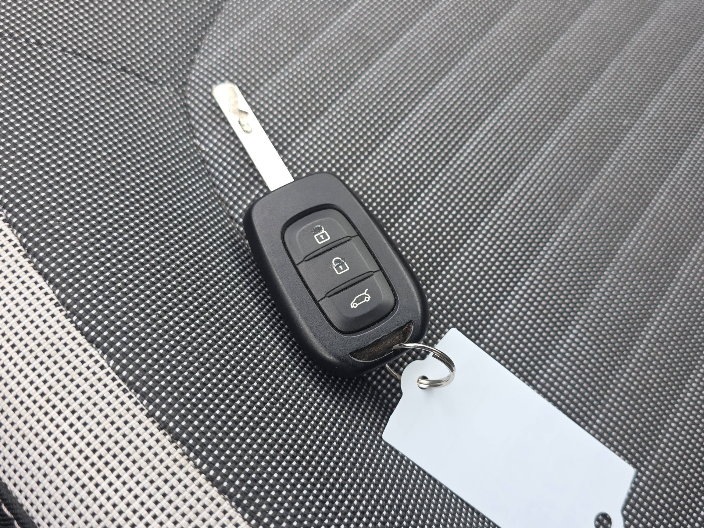 Vente en ligne Renault Twingo Electrique Twingo III E-Tech au prix de 11 990 €
