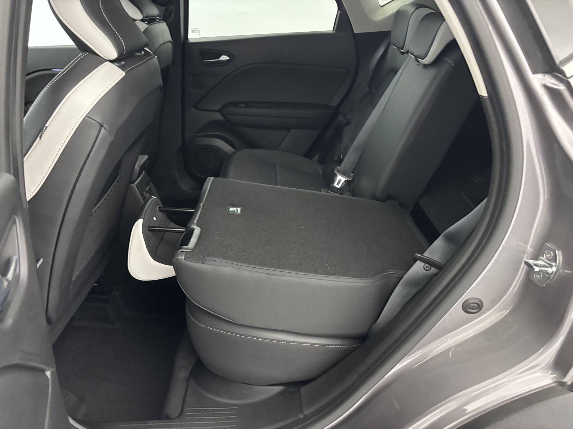 Vente en ligne Renault Captur  E-Tech 145 - 21 au prix de 18 990 €