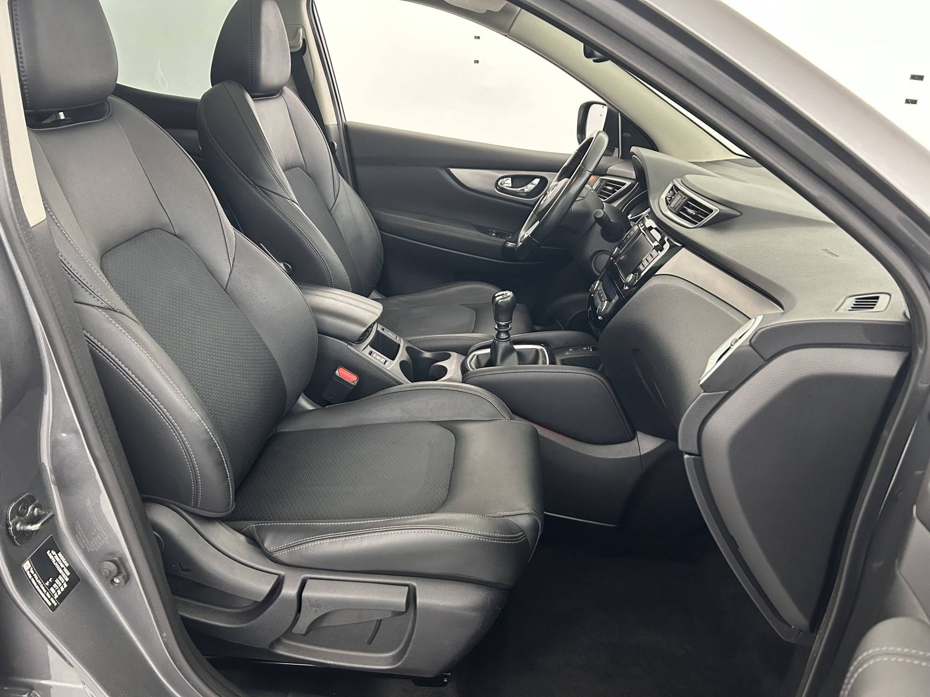 Vente en ligne Nissan Qashqai Qashqai 1.3 DIG-T 160 au prix de 16 450 €