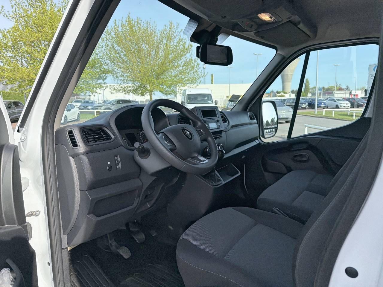 Vente en ligne Renault Master 3 Châssis Cabine MASTER PHC TRAC F3500 L3H1 BLUE DCI 145 EURO VI au prix de 29 990 €