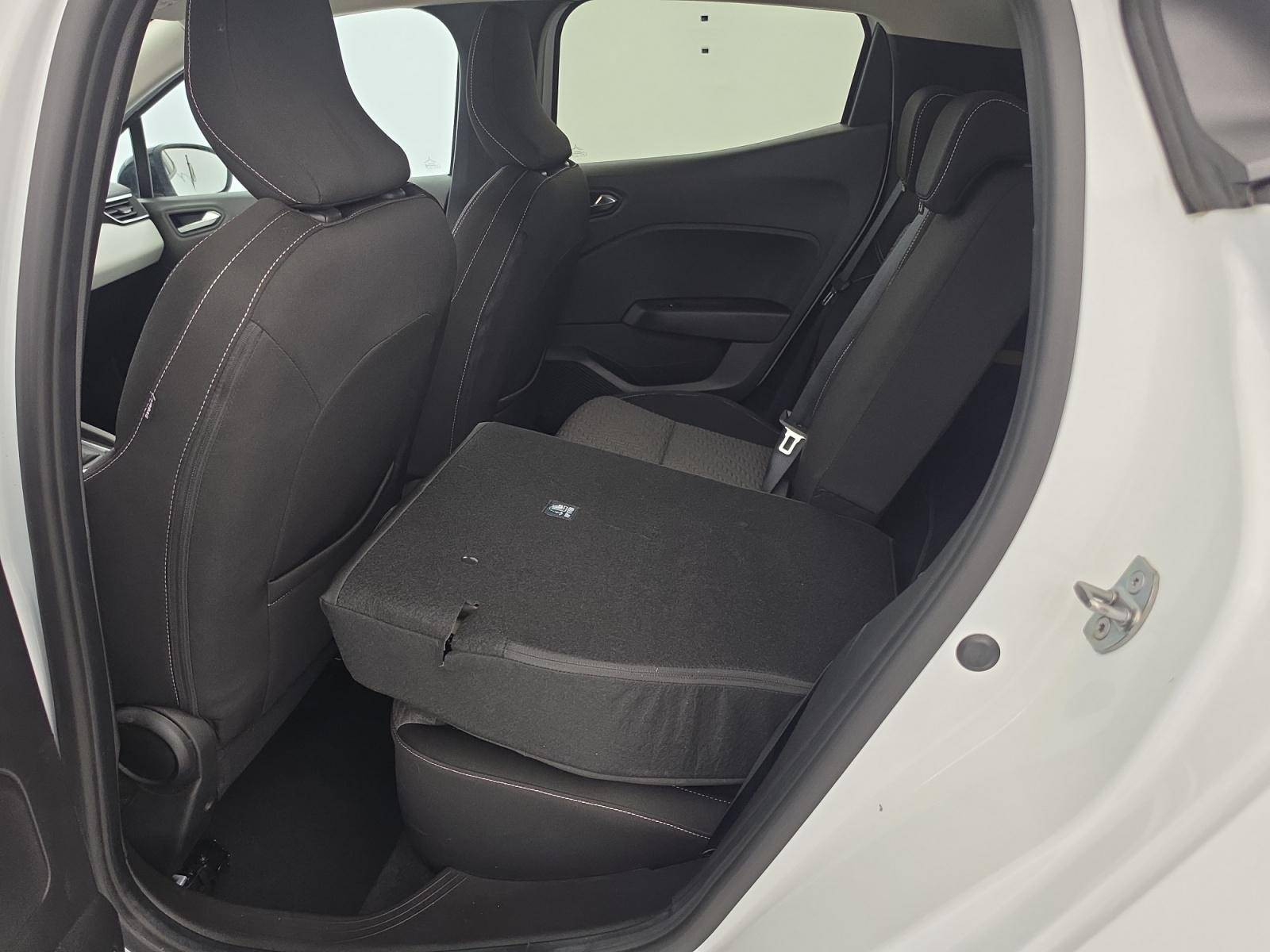 Vente en ligne Renault Clio 5 Clio E-Tech full hybrid 145 au prix de 15 690 €