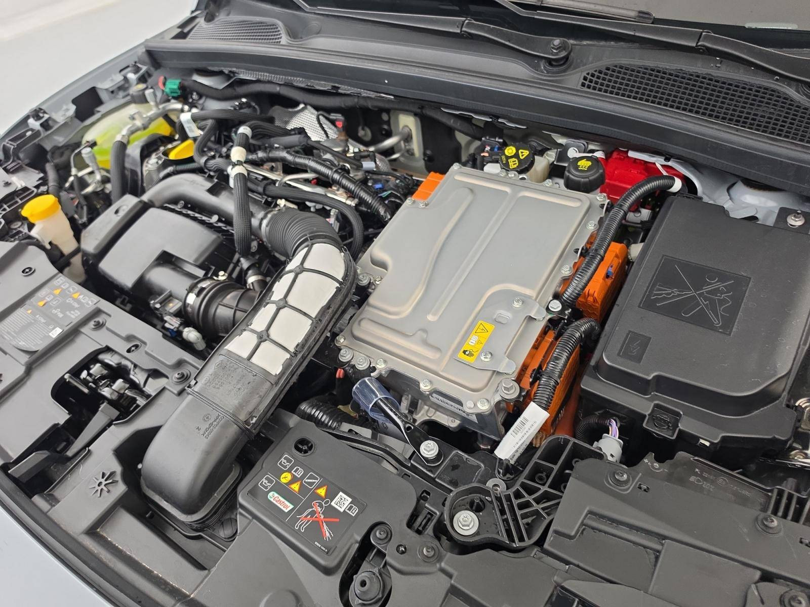 Vente en ligne Renault Clio 6 Clio E-Tech full hybrid 160 ch au prix de 26 490 €