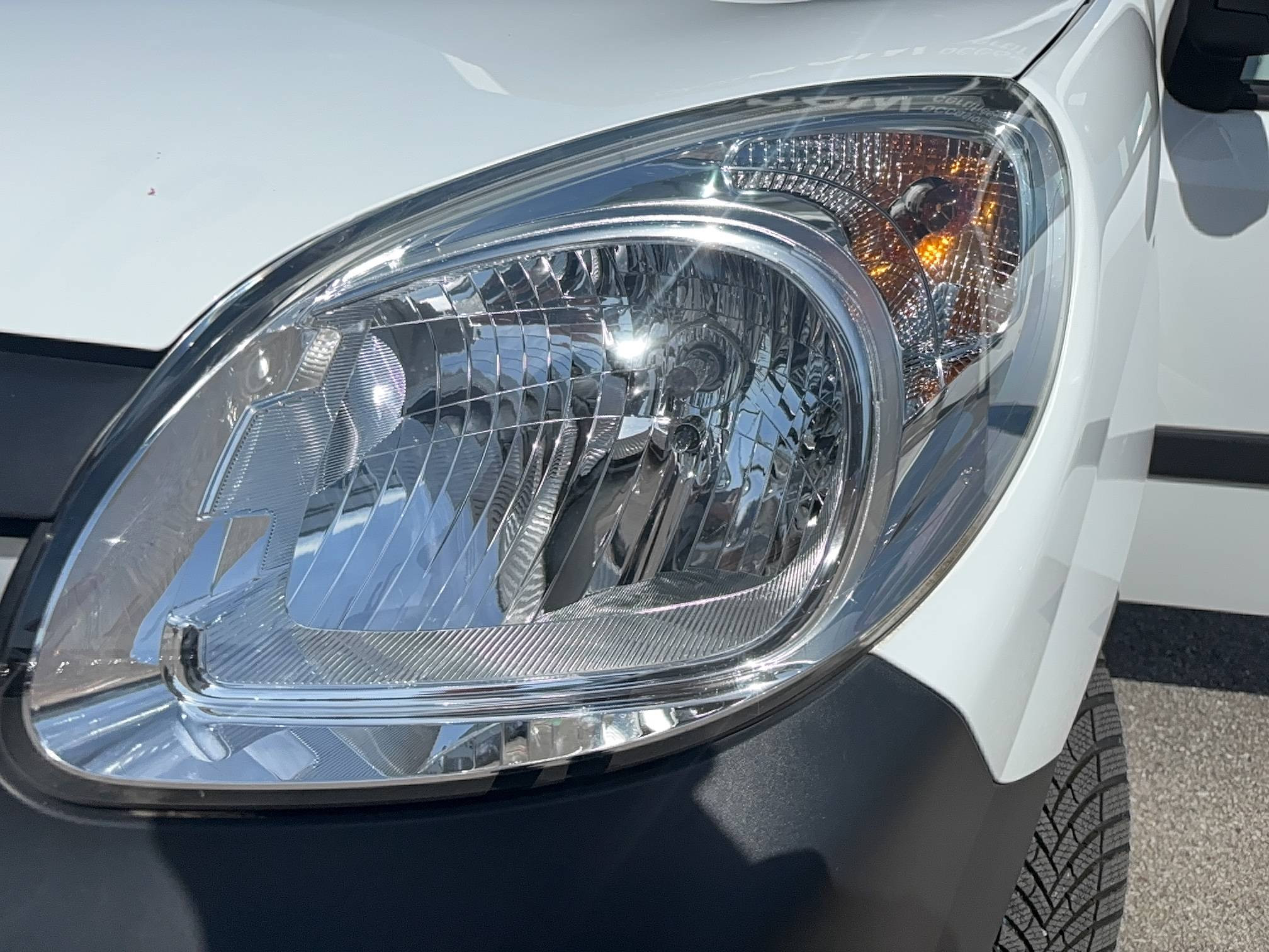 Vente en ligne Renault Kangoo Express  BLUE DCI 80 au prix de 12 290 €