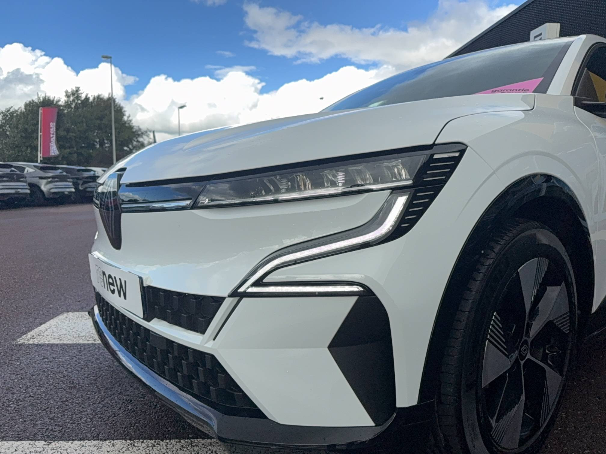 Vente en ligne Renault Megane E-Tech  EV60 220 ch super charge au prix de 24 790 €