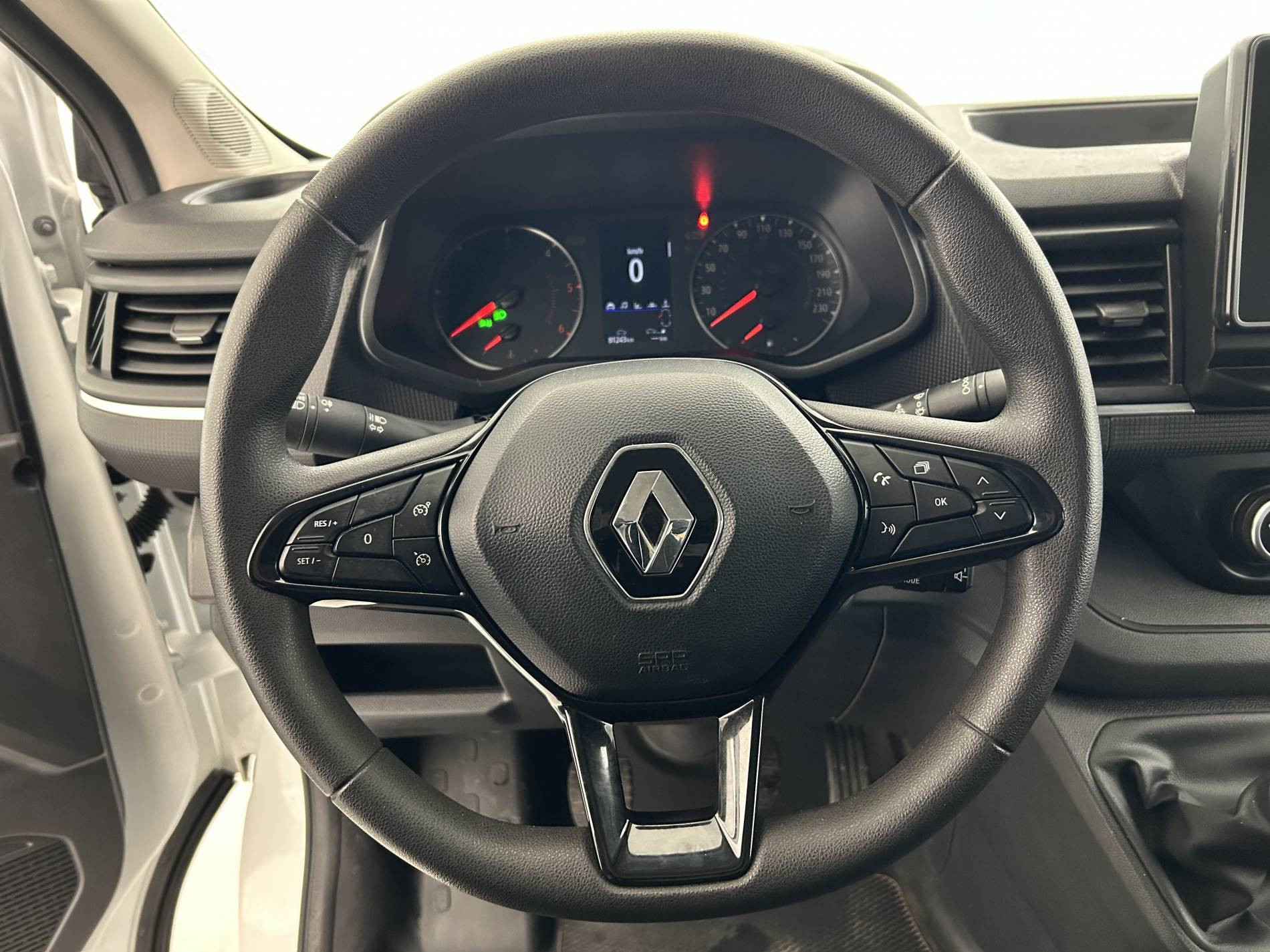 Vente en ligne Renault Trafic 3 Fourgon TRAFIC FGN L1H1 2800 KG BLUE DCI 130 au prix de 21 390 €