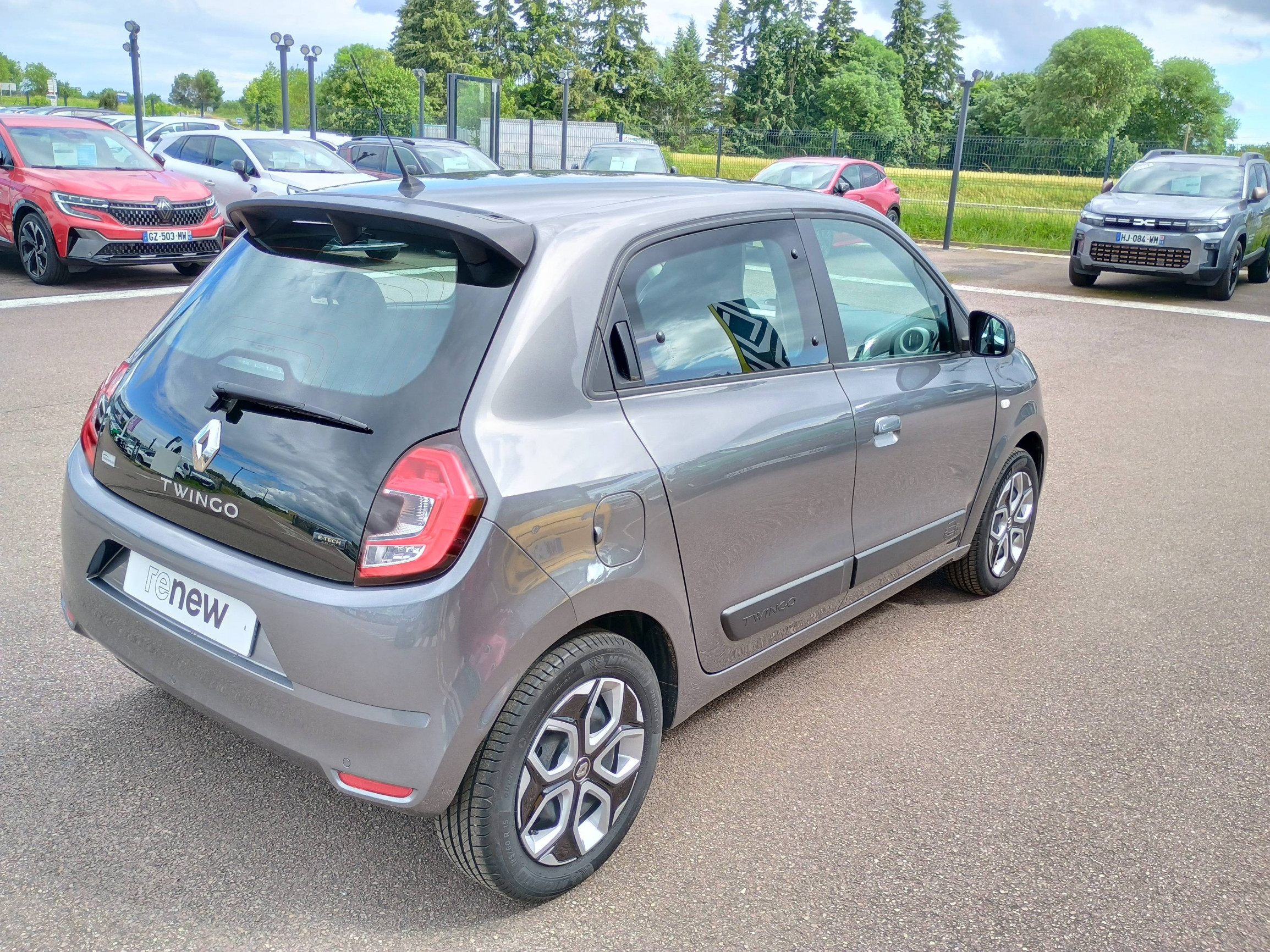 Vente en ligne Renault Twingo Electrique Twingo III E-Tech au prix de 12 991 €