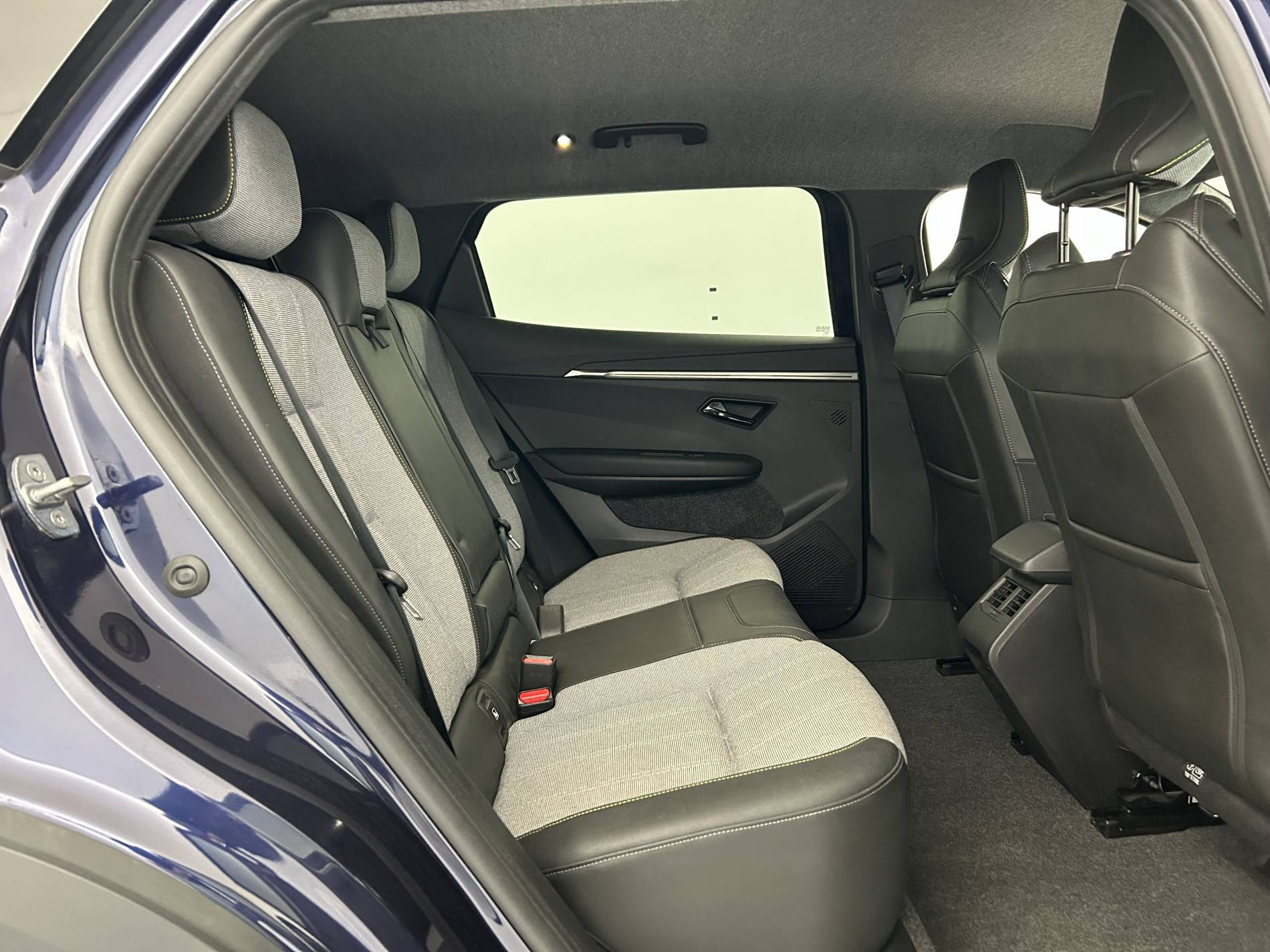 Vente en ligne Renault Scenic E-Tech Scenic E-Tech électrique 220 ch grande autonomie au prix de 36 991 €