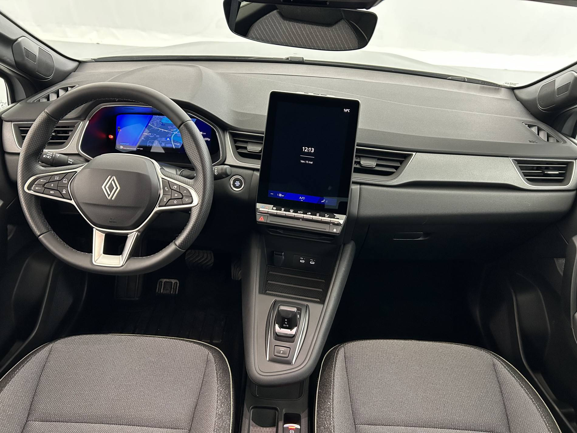 Vente en ligne Renault Symbioz  E-Tech full hybrid 160 ch au prix de 29 990 €