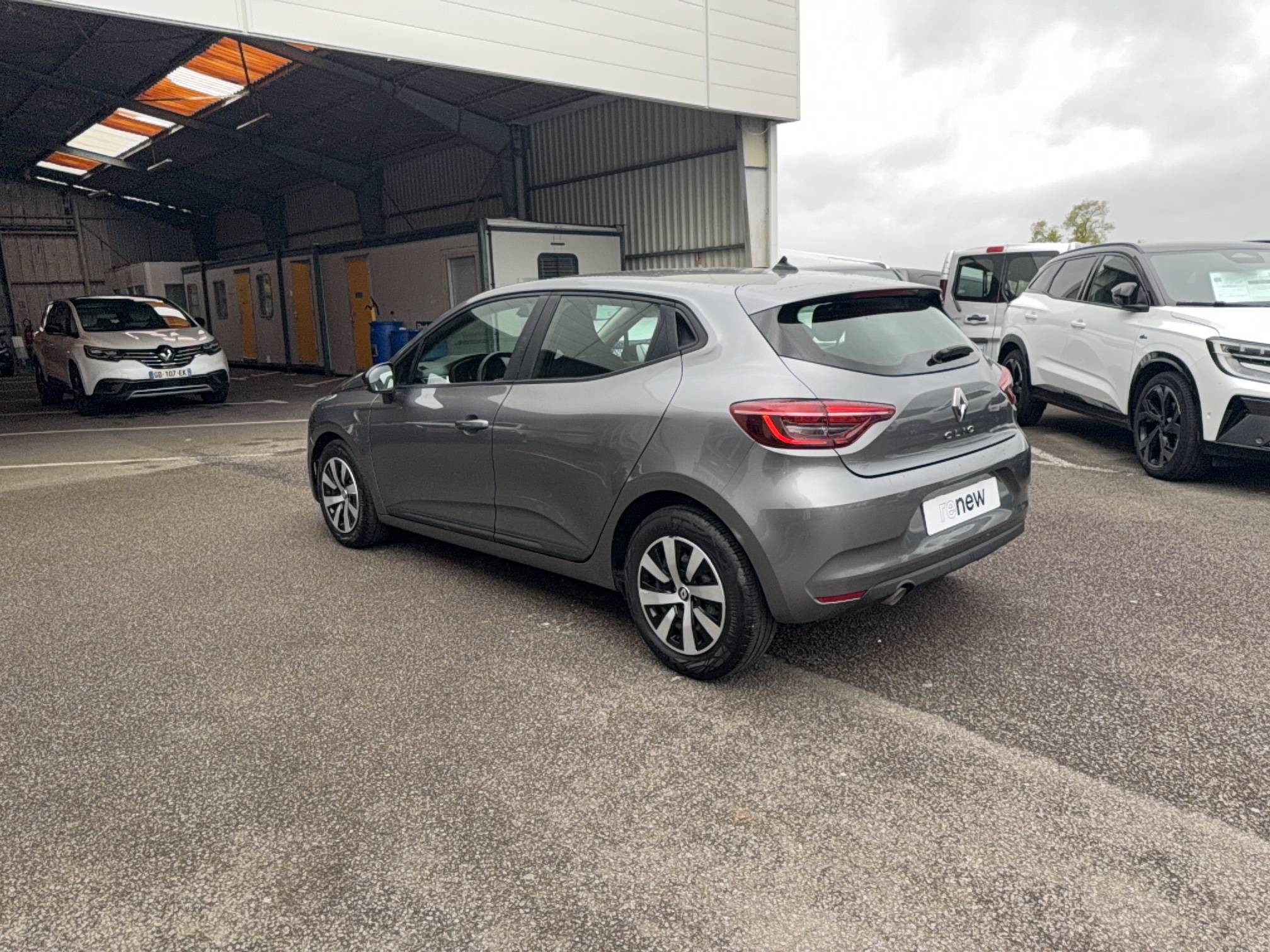 Vente en ligne Renault Clio 5 Clio TCe 90 au prix de 13 990 €