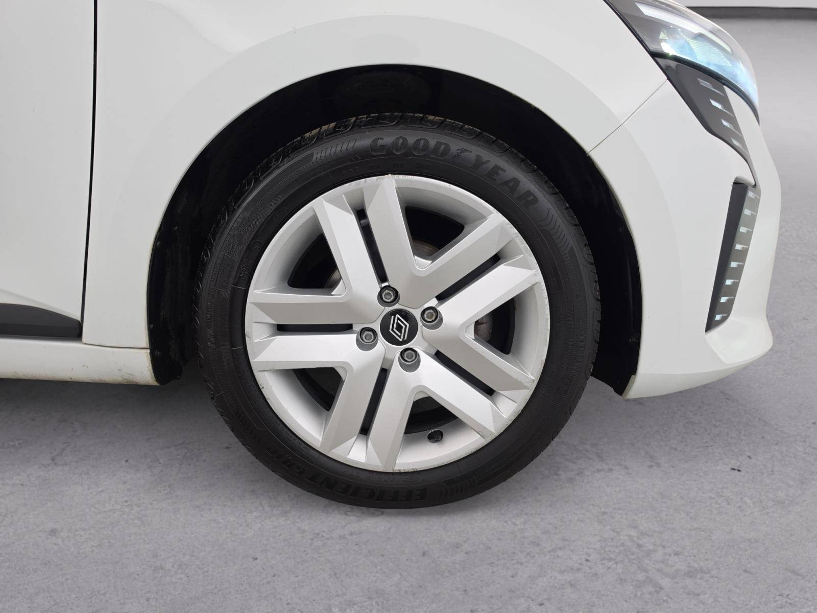 Vente en ligne Renault Clio 5 Clio SCe 65 au prix de 13 590 €
