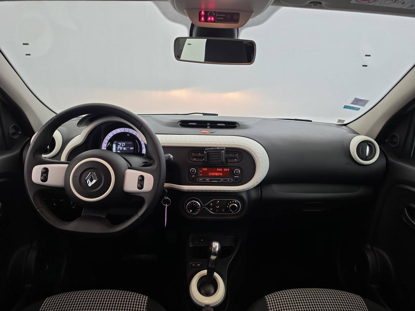Vente en ligne Renault Twingo Electrique Twingo III E-Tech au prix de 13 890 €