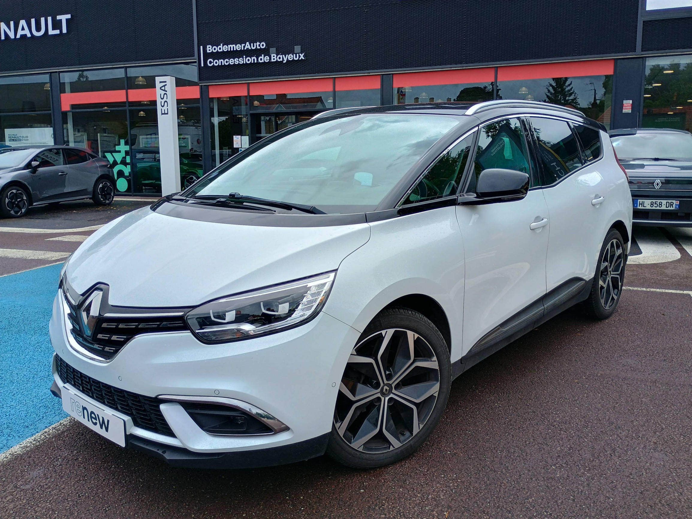 Renault Grand Scenic 4 Grand Scenic TCe 140 EDC occasion de 2022 en vente à Bayeux