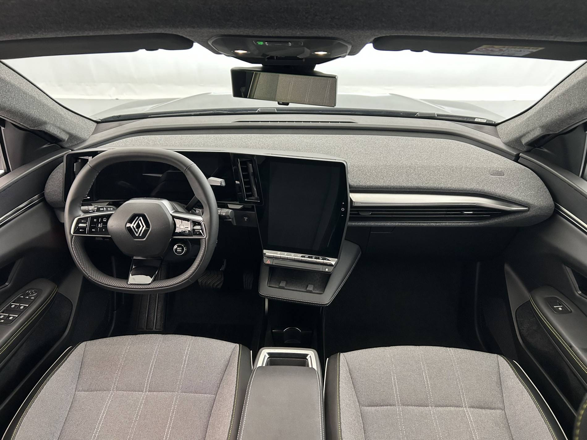 Vente en ligne Renault Scenic E-Tech  220 ch grande autonomie au prix de 37 990 €