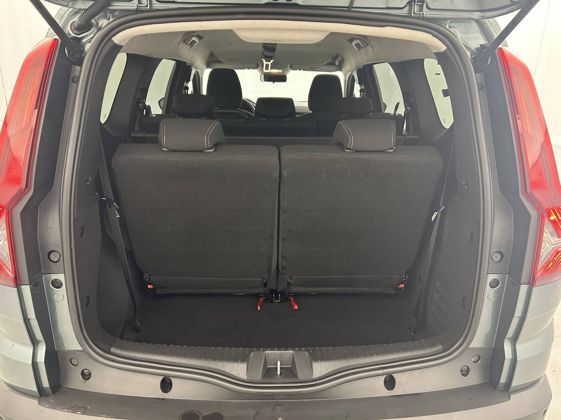 Vente en ligne Dacia Jogger  Hybrid 140 7 places GSR2 au prix de 23 890 €