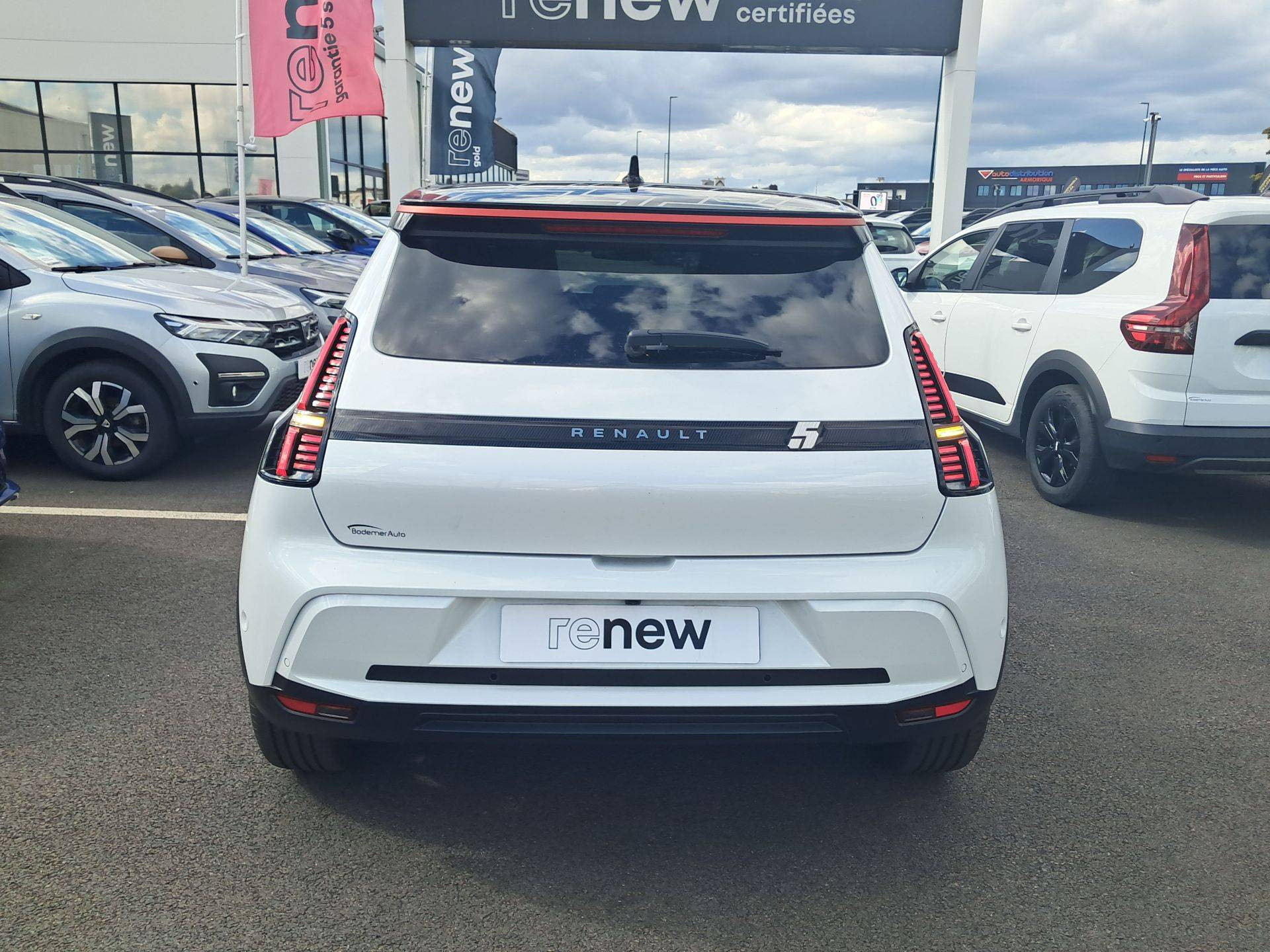 Vente en ligne Renault R5 E-Tech  150 ch autonomie confort au prix de 29 490 €