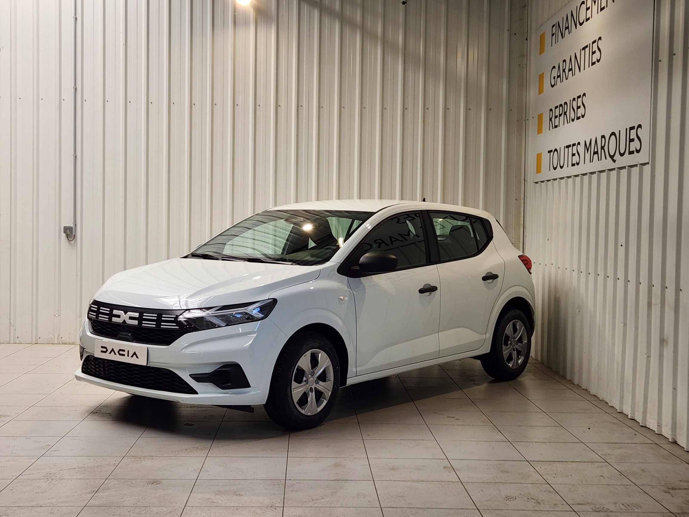 Dacia Sandero  SCe 65 occasion de 2025 en vente à Morlaix