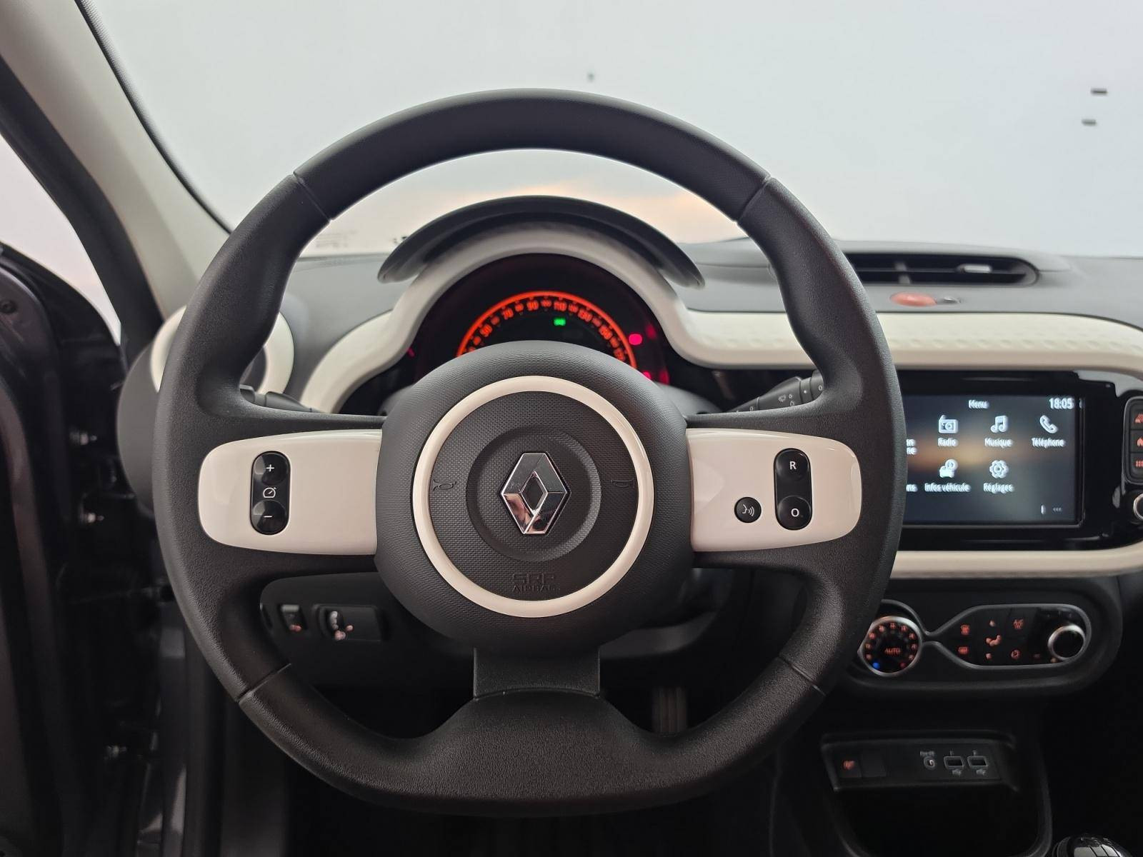 Vente en ligne Renault Twingo 3  SCe 65 - 21 au prix de 10 490 €