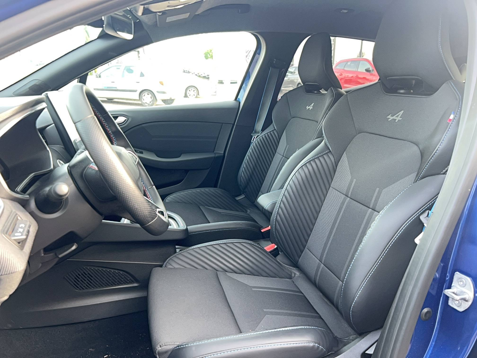 Vente en ligne Renault Clio 5 Clio E-Tech full hybrid 145 ch GSR2 au prix de 23 991 €