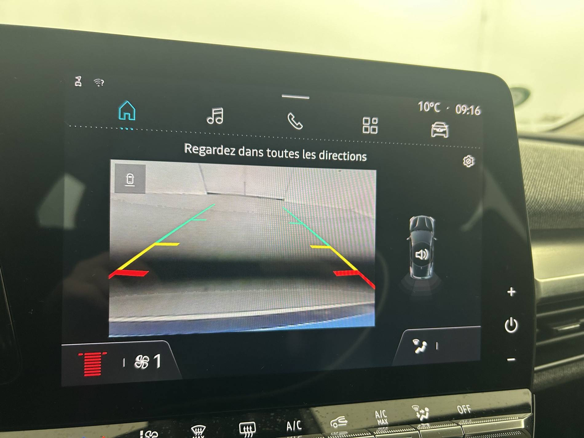 Vente en ligne Renault Megane E-Tech  EV40 130ch standard charge au prix de 18 790 €