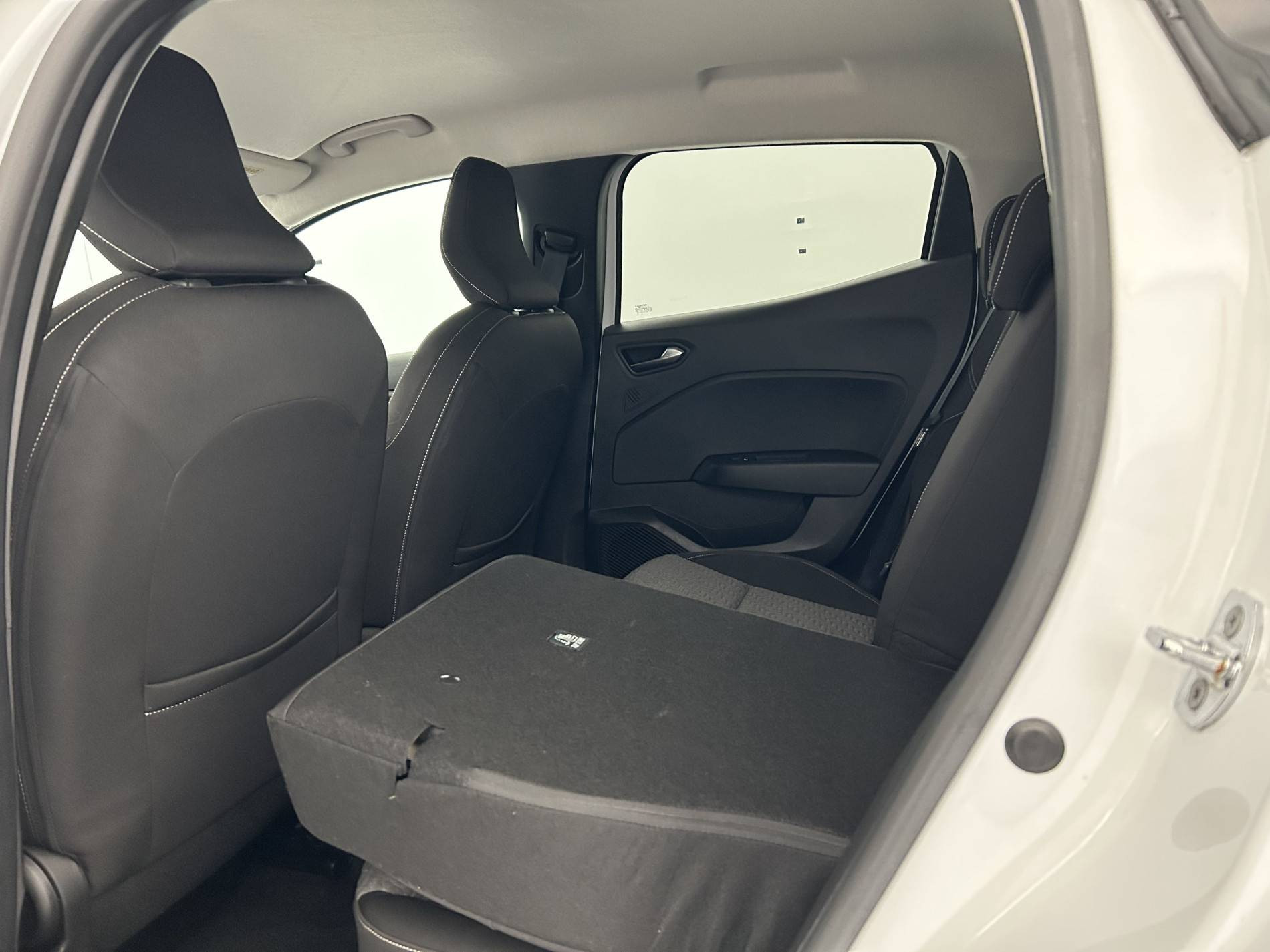 Vente en ligne Renault Clio 5 Clio SCe 65 au prix de 12 600 €