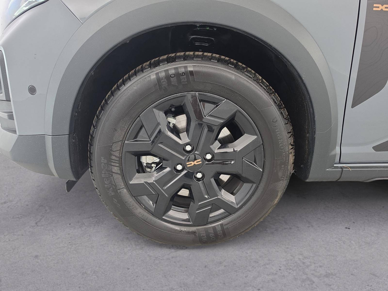 Vente en ligne Dacia Jogger Jogger ECO-G 120 auto 7 pl au prix de 25 390 €