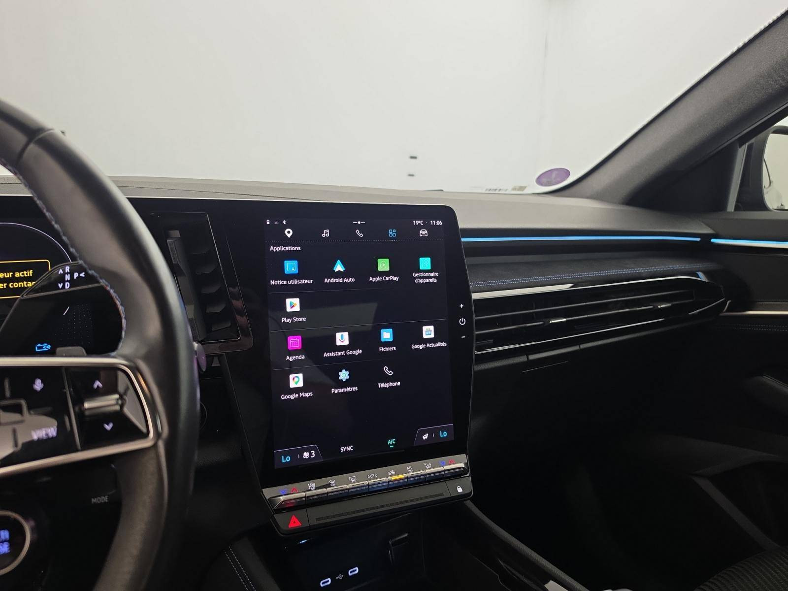 Vente en ligne Renault Austral  E-Tech hybrid 200 au prix de 28 990 €