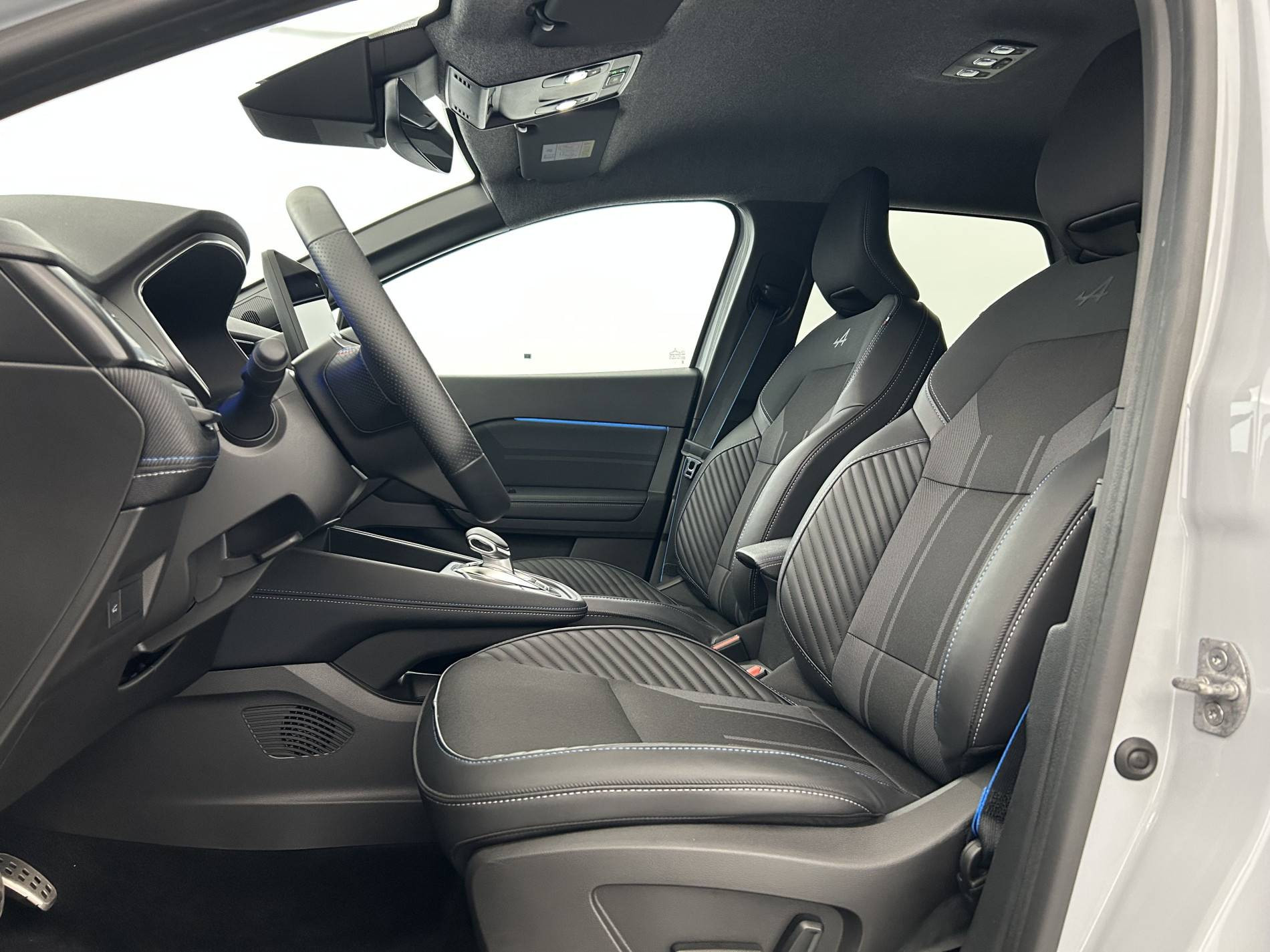 Vente en ligne Renault Symbioz  E-Tech full hybrid 145 au prix de 28 690 €