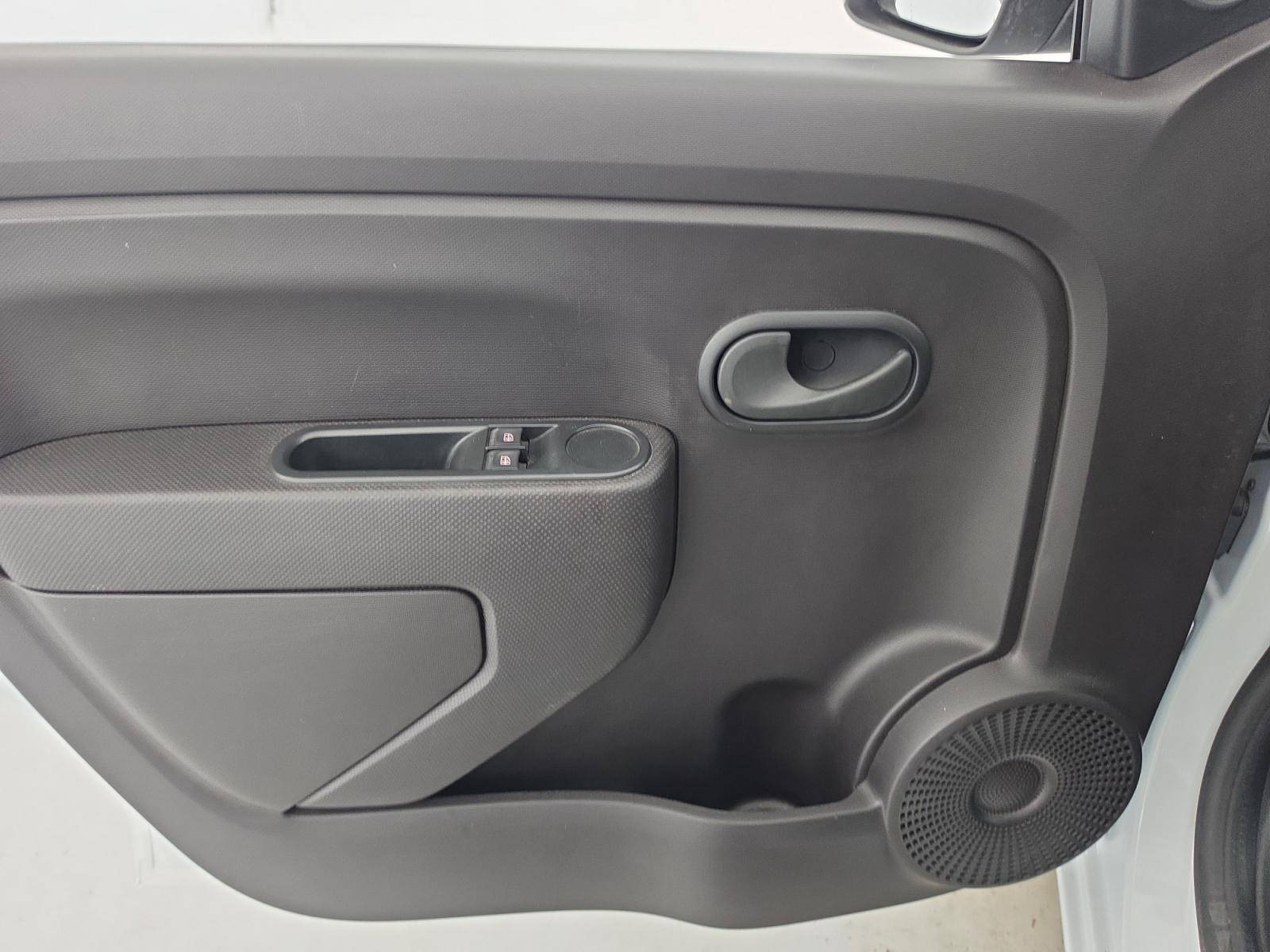 Vente en ligne Renault Twingo Electrique Twingo III E-Tech au prix de 11 490 €