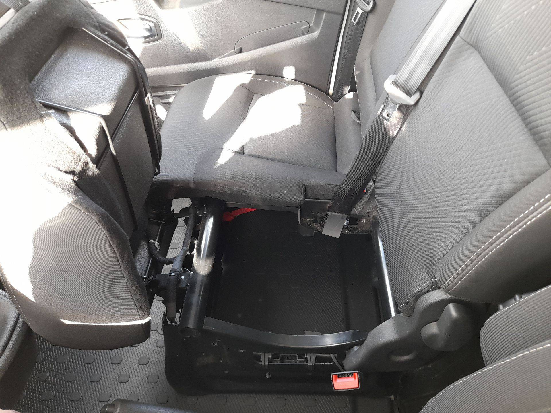 Vente en ligne Renault Trafic 3 Fourgon TRAFIC FGN L1H1 2800 KG BLUE DCI 130 au prix de 18 590 €