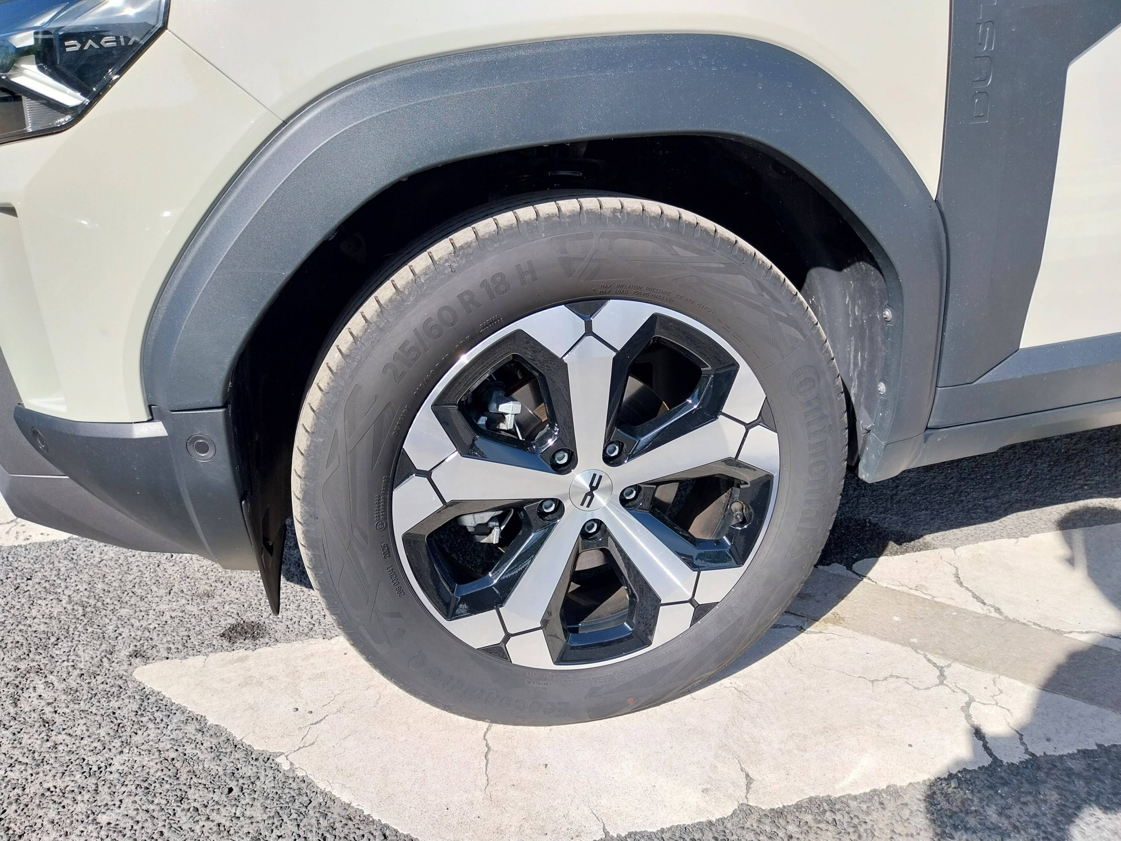 Vente en ligne Dacia Duster  Hybrid 140 au prix de 27 290 €