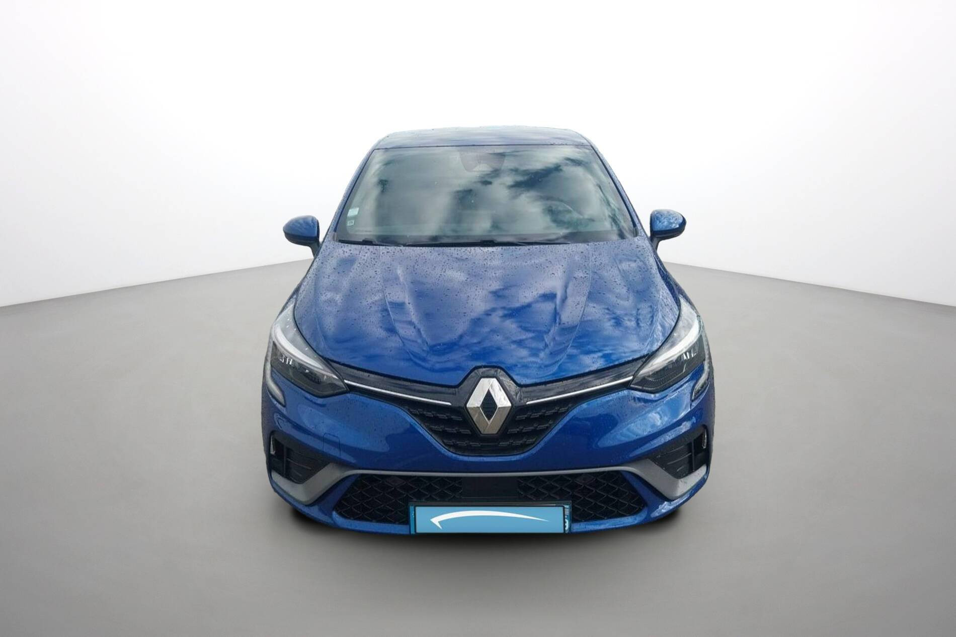 Vente en ligne Renault Clio 5 Clio E-Tech 140 - 21N au prix de 17 790 €
