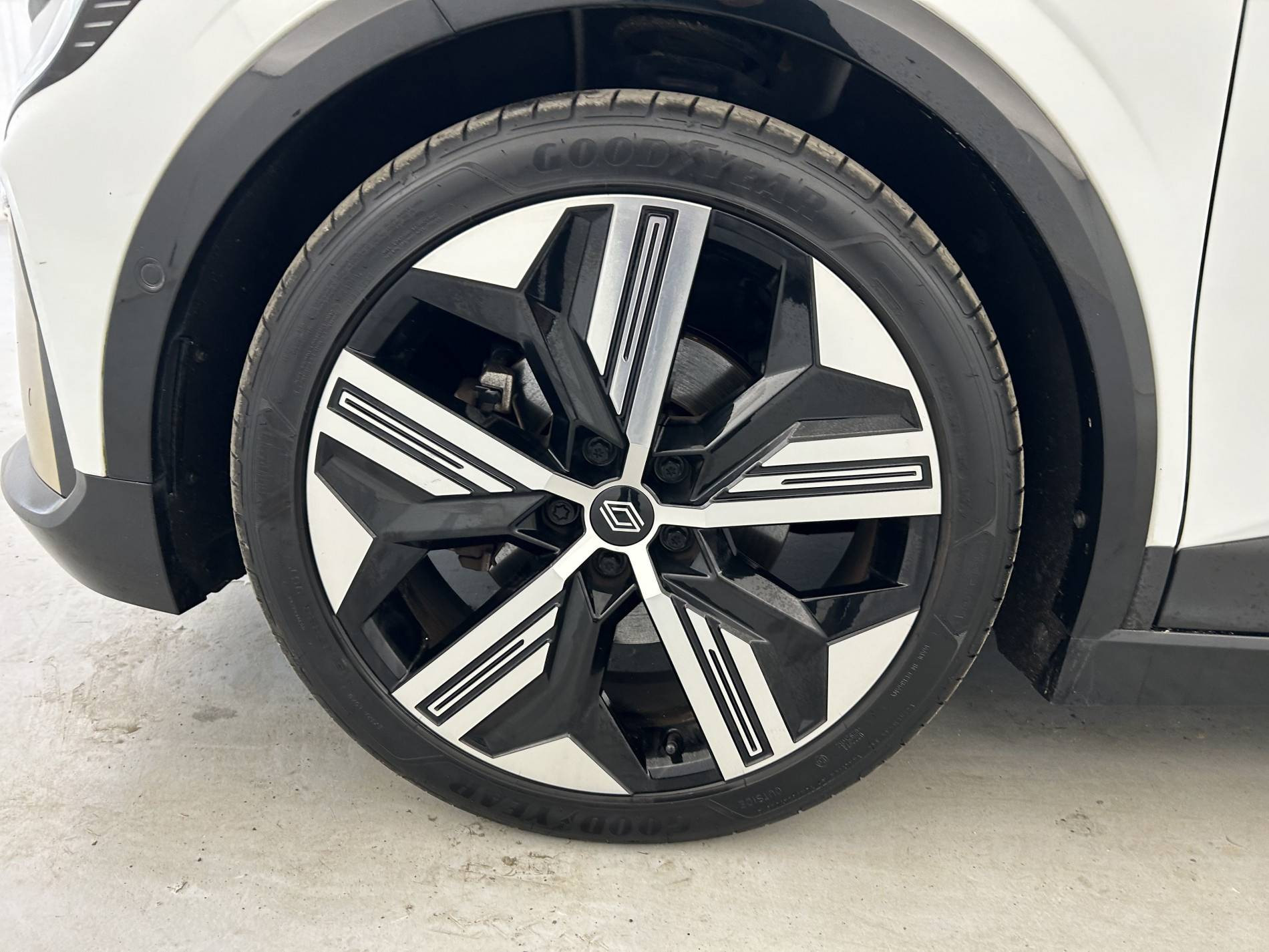 Vente en ligne Renault Megane E-Tech  EV60 220 ch super charge au prix de 22 530 €