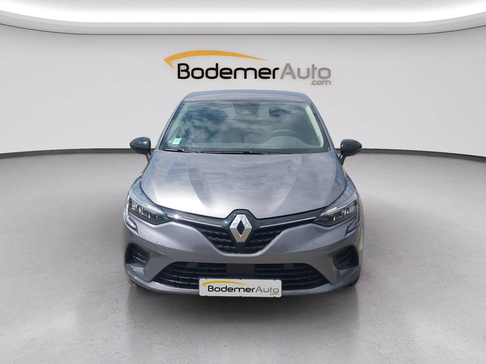 Vente en ligne Renault Clio 5 Clio E-Tech full hybrid 145 au prix de 16 990 €