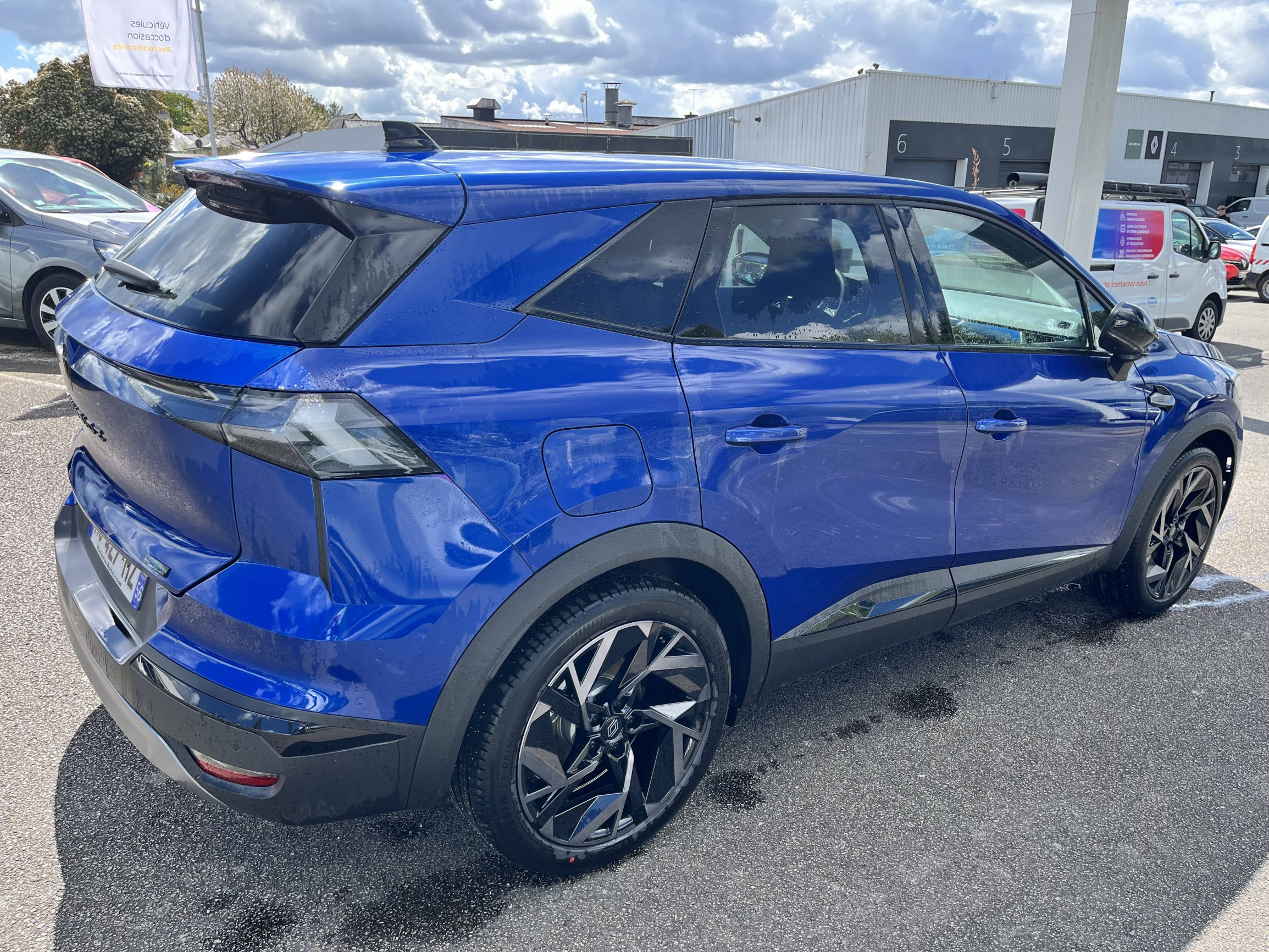 Vente en ligne Renault Symbioz  E-Tech full hybrid 160 ch au prix de 32 990 €