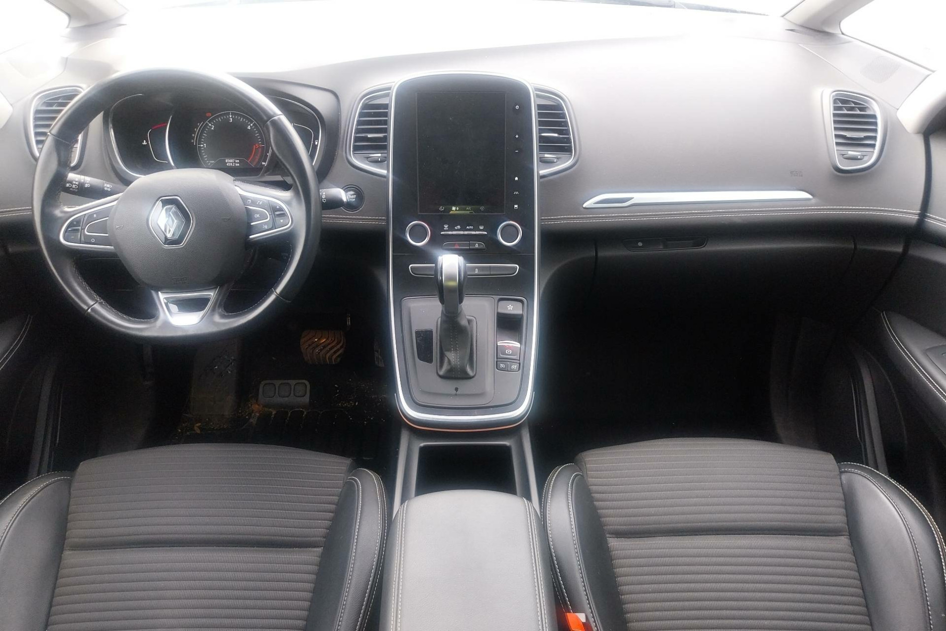 Vente en ligne Renault Scenic 4 Scenic dCi 110 Energy EDC au prix de 13 990 €