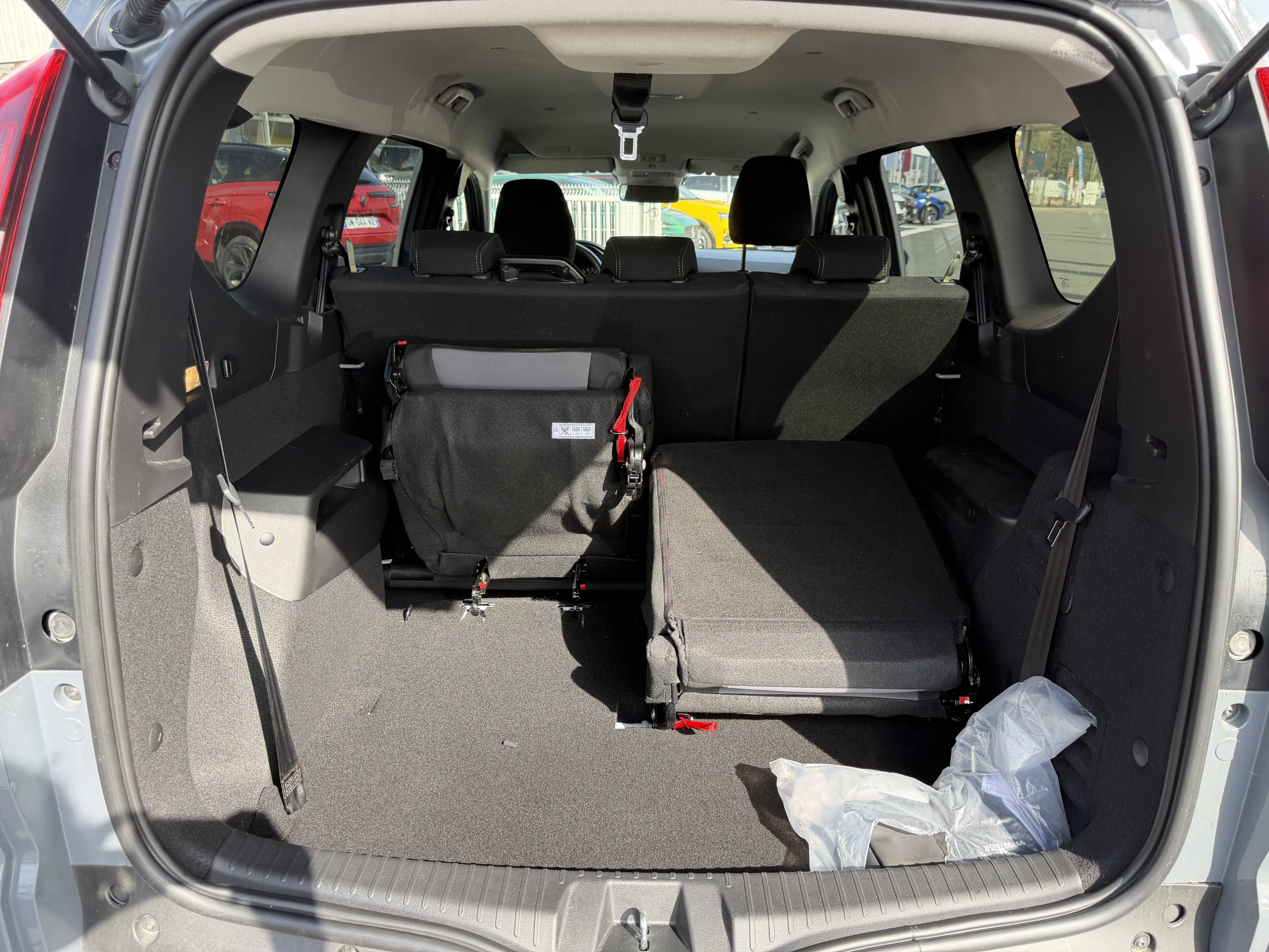 Vente en ligne Dacia Jogger  ECO-G 100 7 places GSR2 au prix de 21 290 €