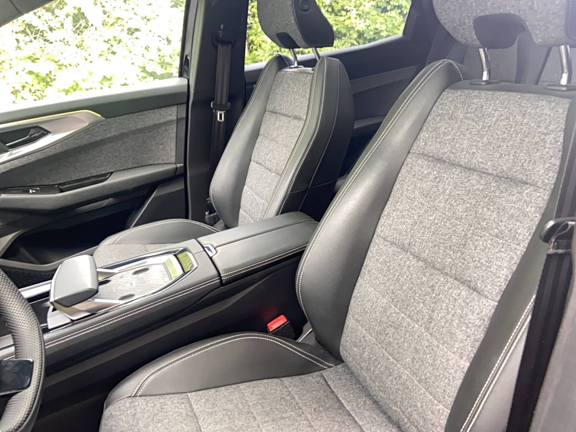 Vente en ligne Renault Espace Espace E-Tech full hybrid 200 GSR2 au prix de 35 490 €