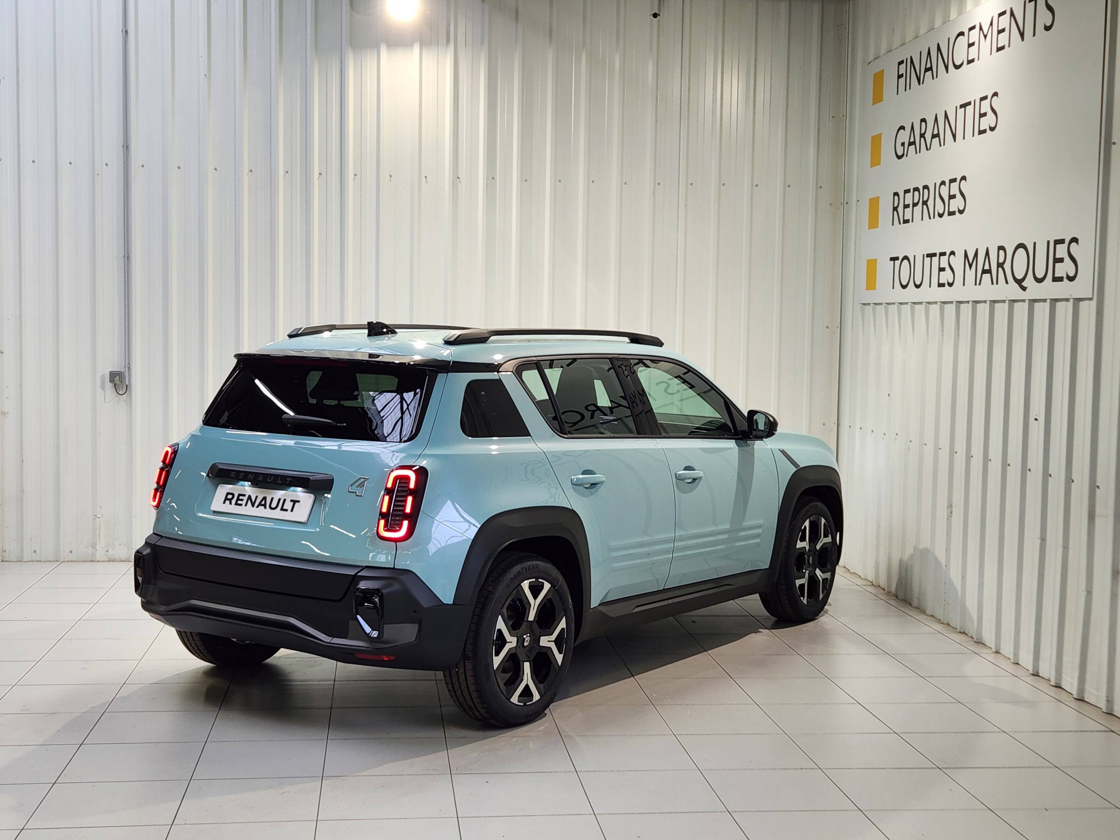Vente en ligne Renault R4 E-Tech  150 ch autonomie confort au prix de 34 890 €