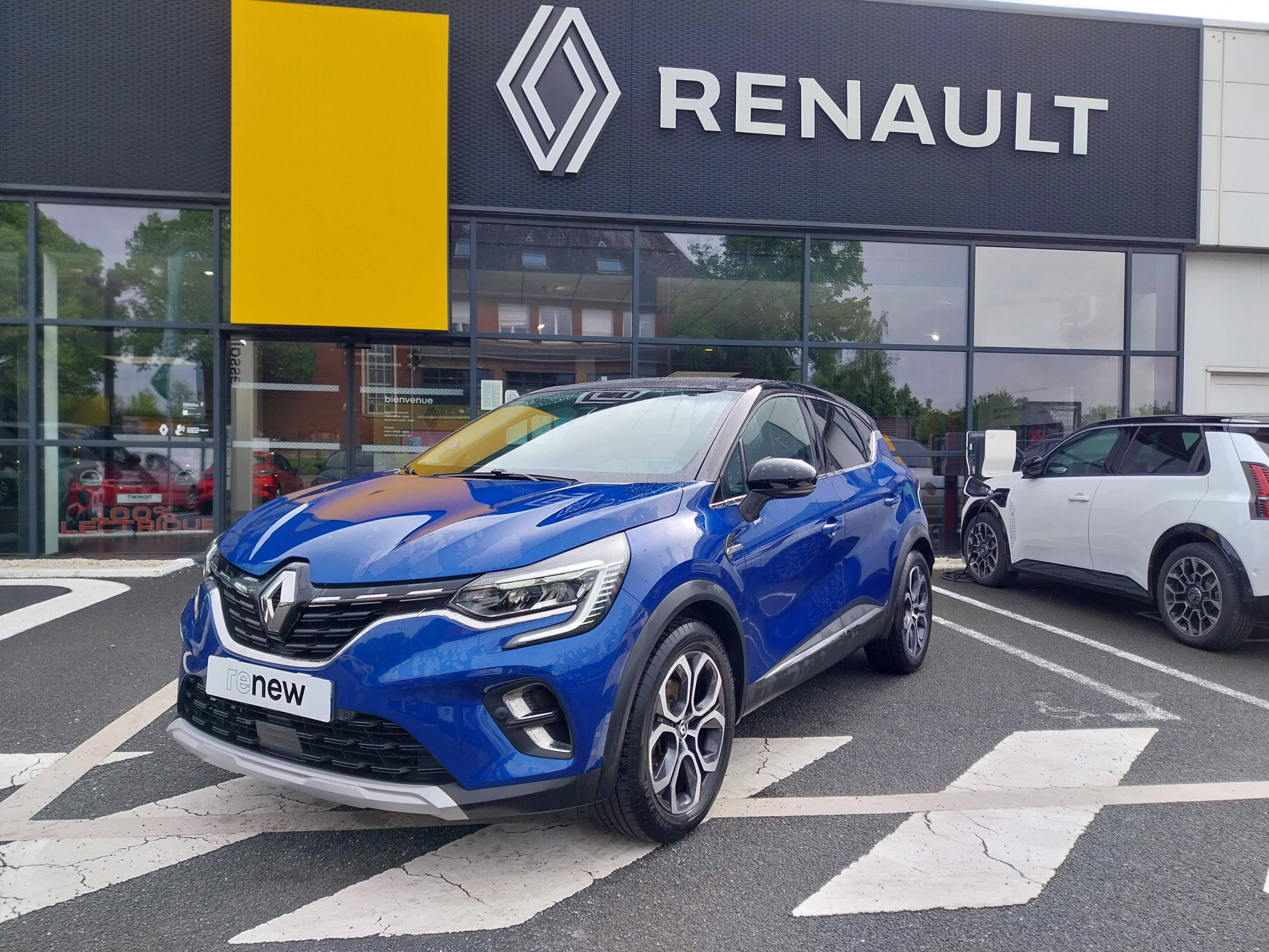Renault Captur  E-Tech full hybrid 145 occasion de 2023 en vente à Argentan
