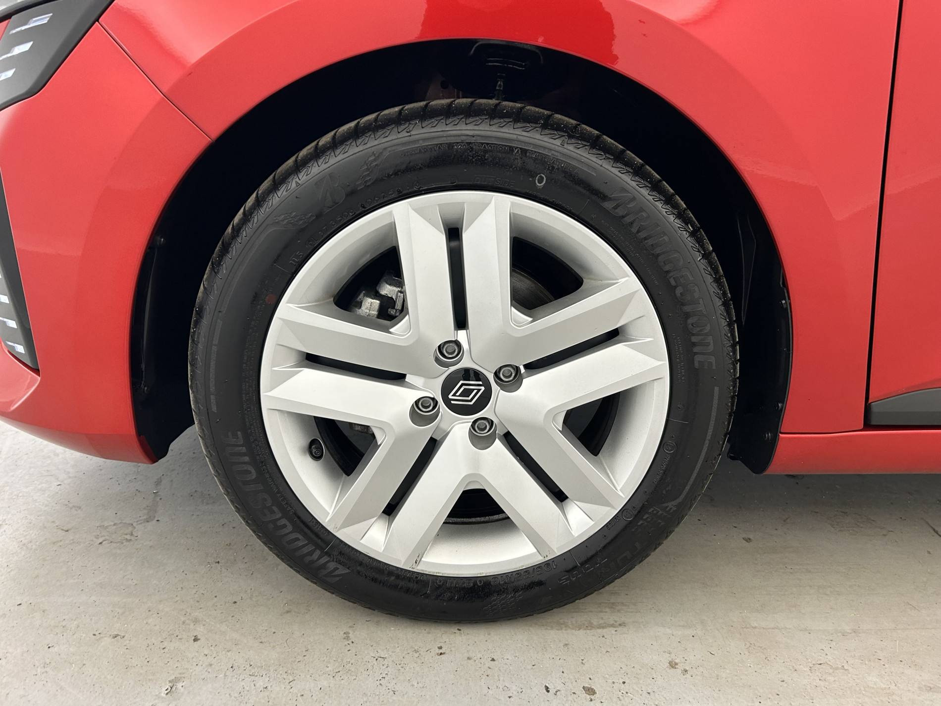 Vente en ligne Renault Clio 5 Clio E-Tech full hybrid 145 ch GSR2 au prix de 19 990 €