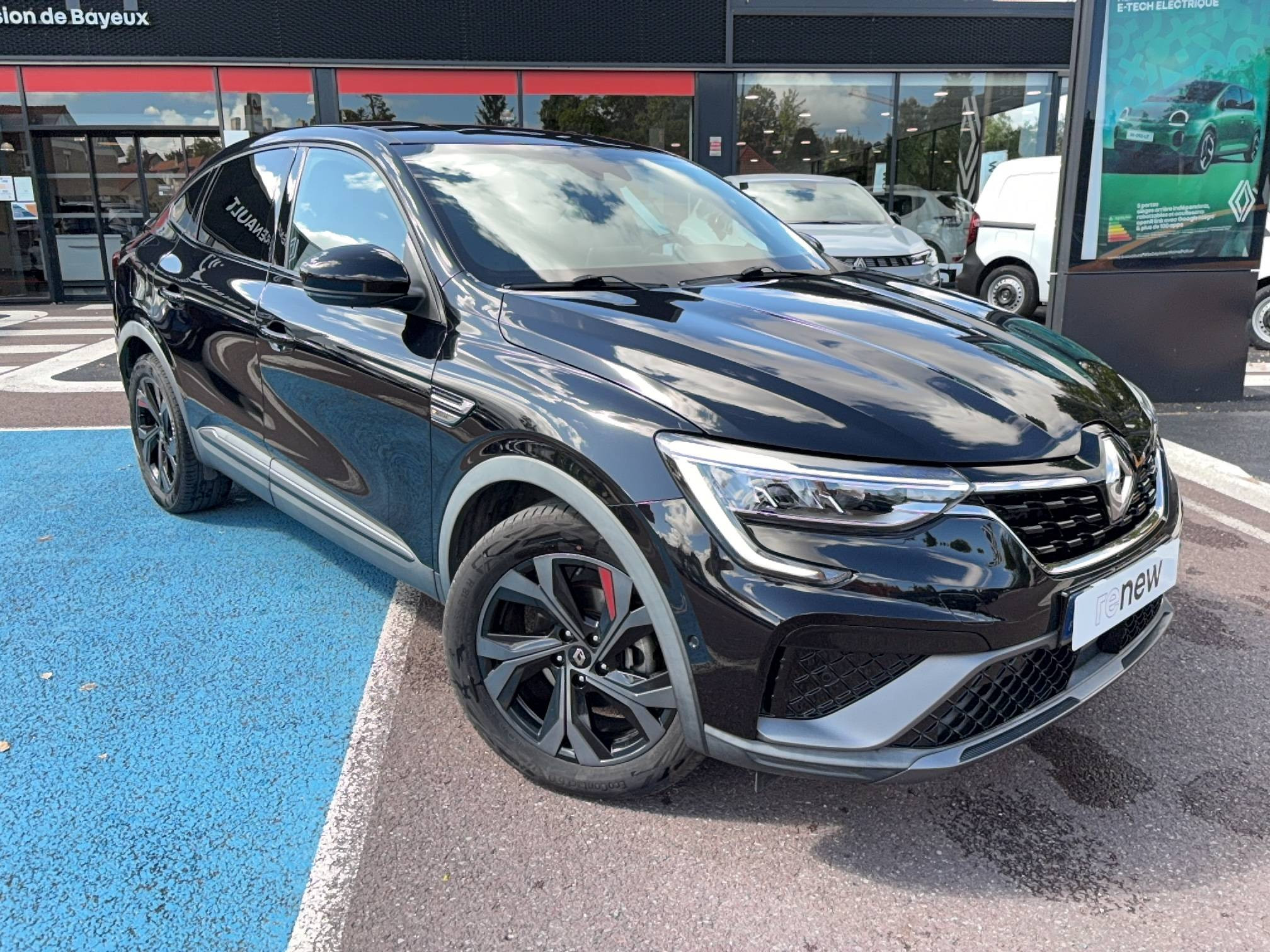 Vente en ligne Renault Arkana  E-Tech 145 - 21B au prix de 20 990 €
