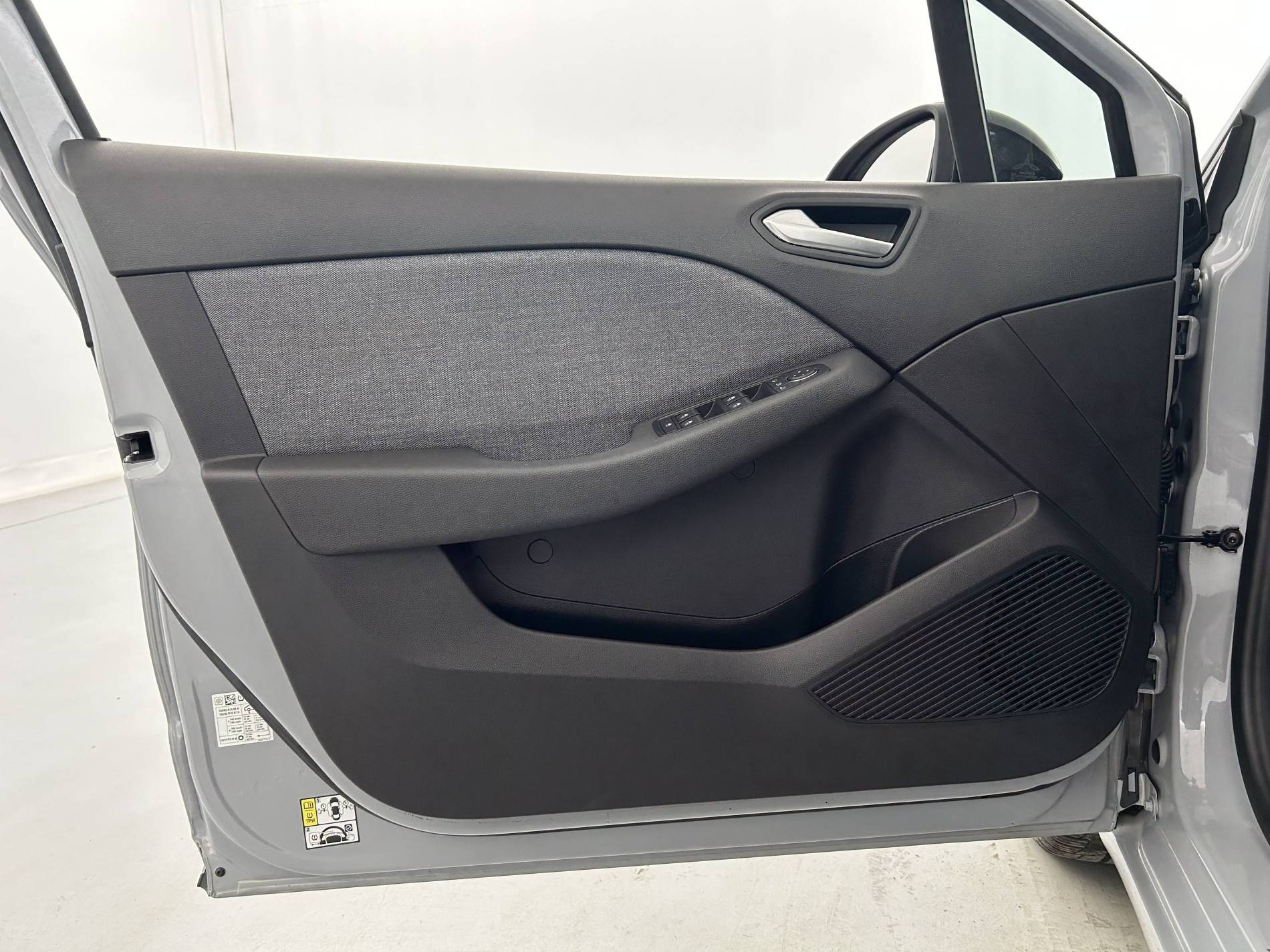 Vente en ligne Renault Clio 5 Clio E-Tech full hybrid 145 au prix de 18 700 €