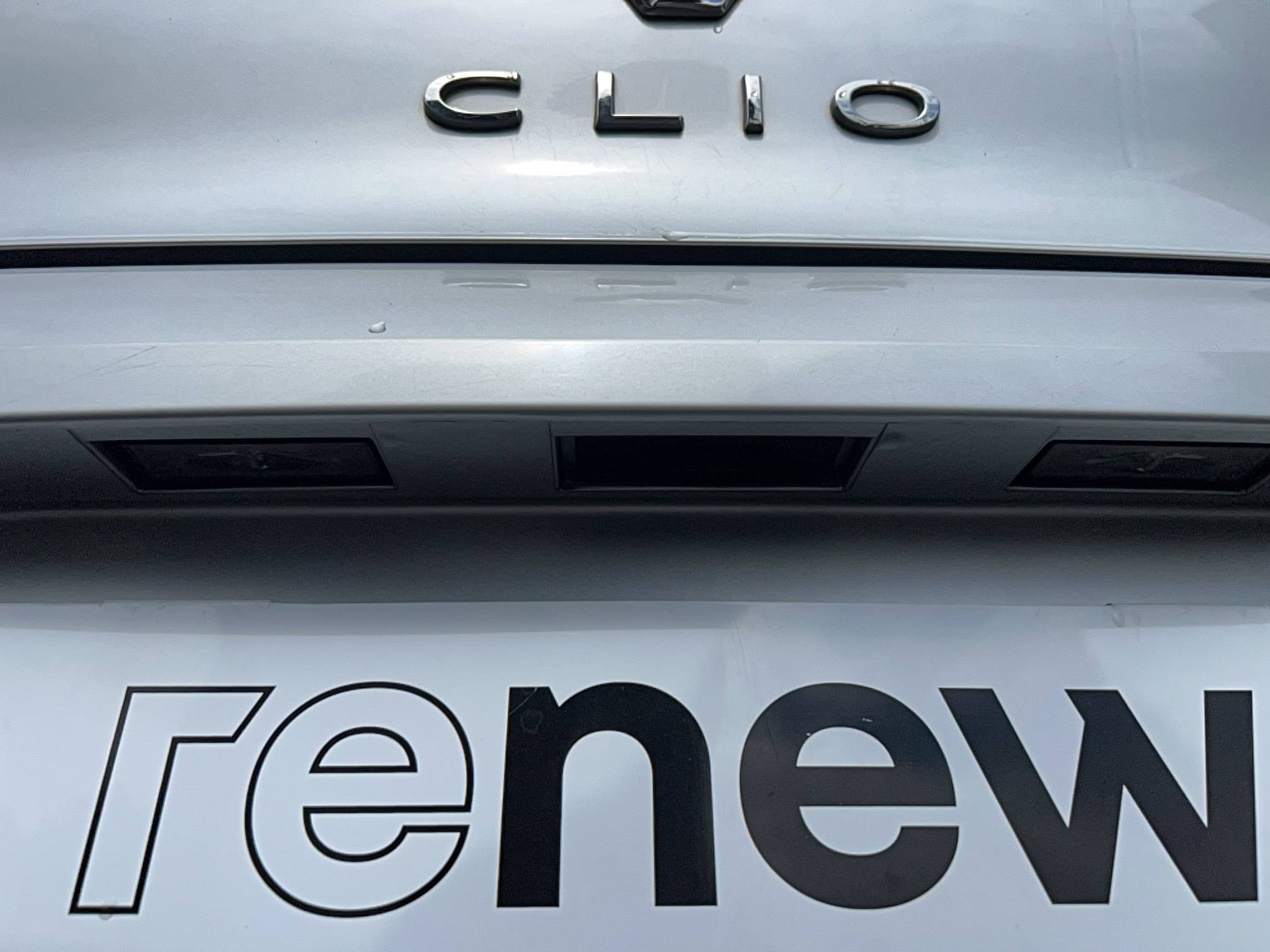 Vente en ligne Renault Clio 5 Clio SCe 65 au prix de 10 990 €