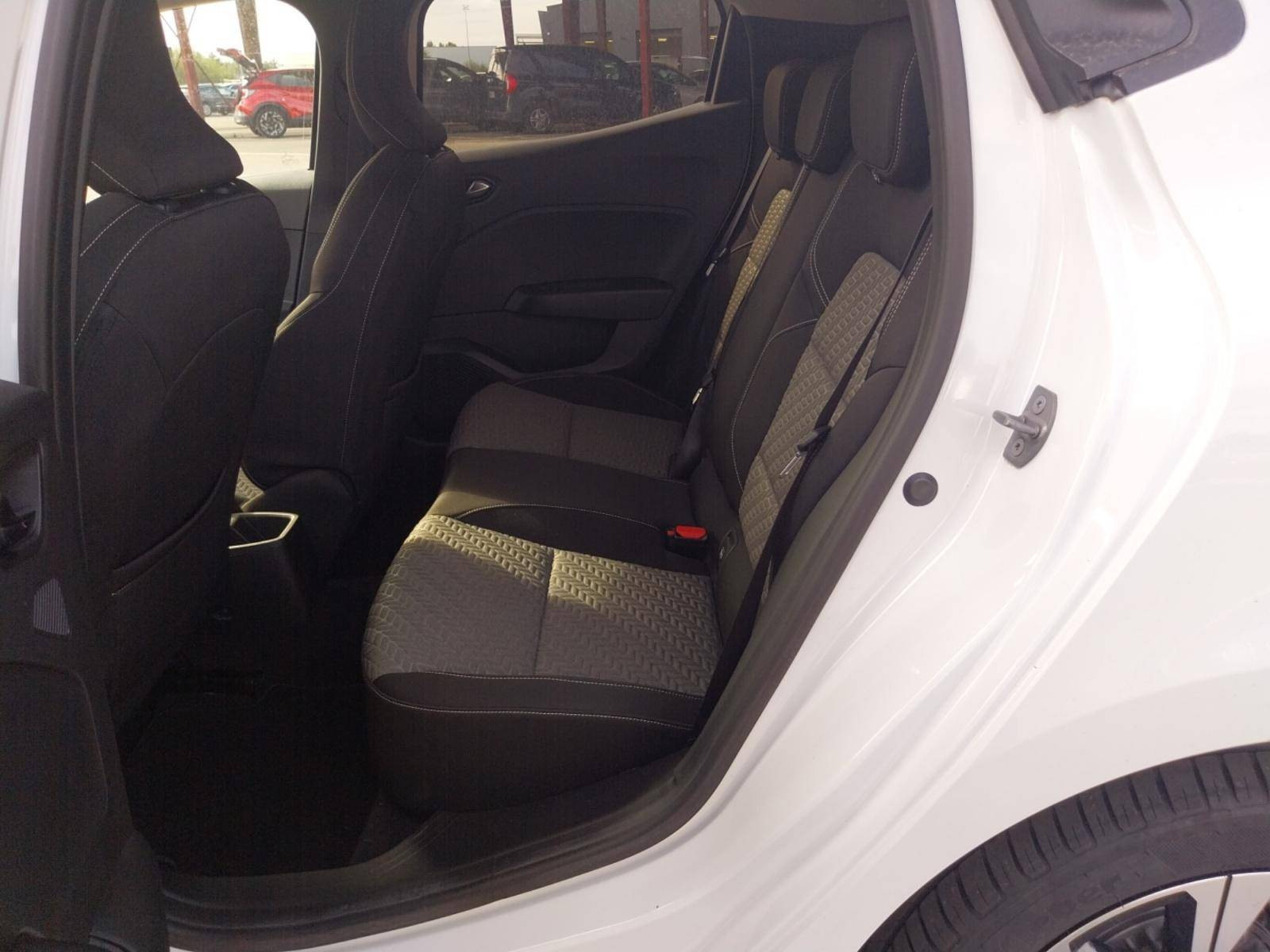 Vente en ligne Renault Clio 5 Clio TCe 100 GPL au prix de 14 991 €