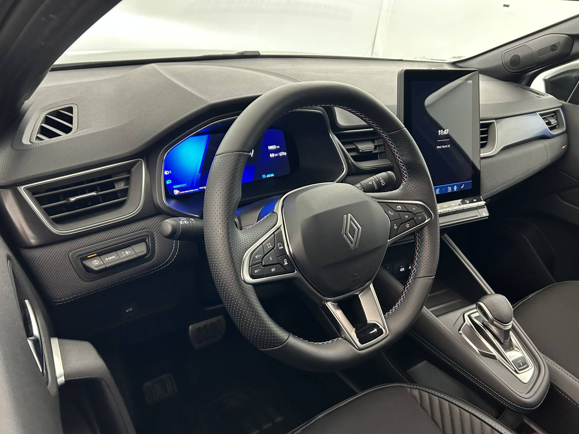 Vente en ligne Renault Symbioz  E-Tech full hybrid 145 au prix de 28 690 €