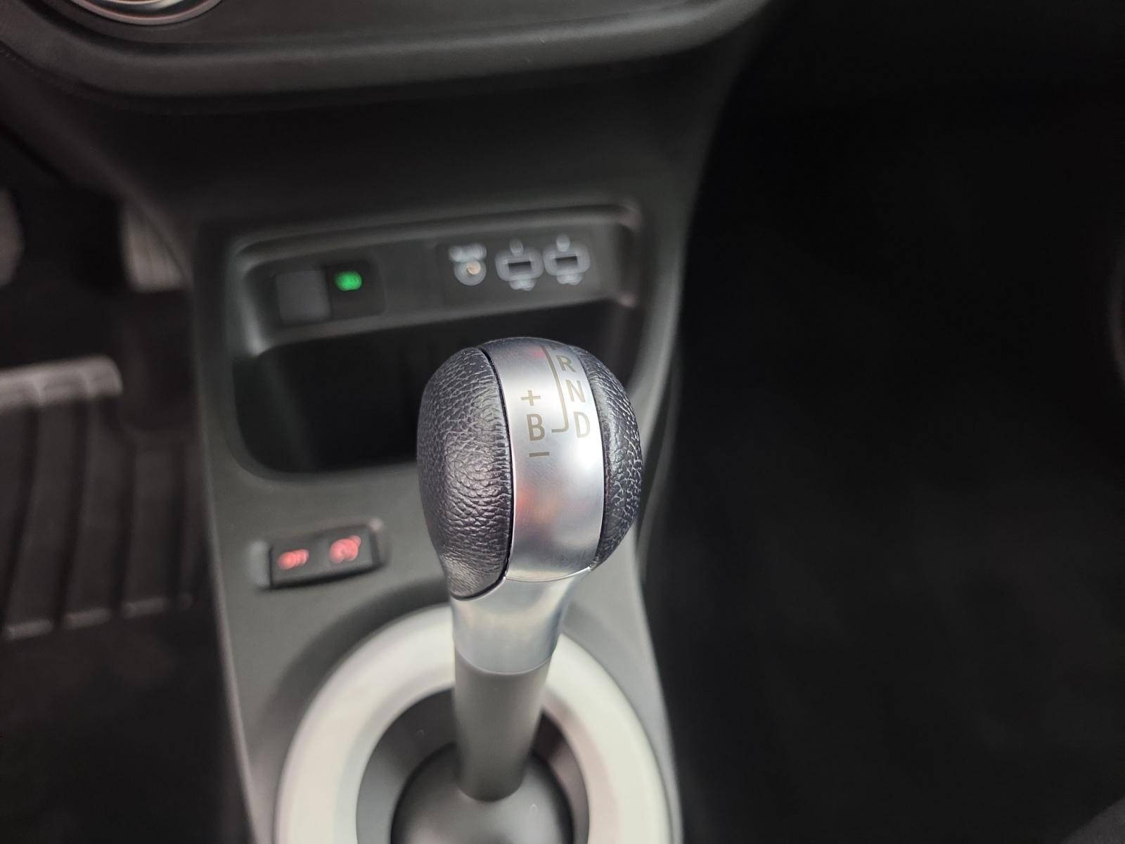 Vente en ligne Renault Twingo Electrique Twingo III E-Tech au prix de 12 990 €