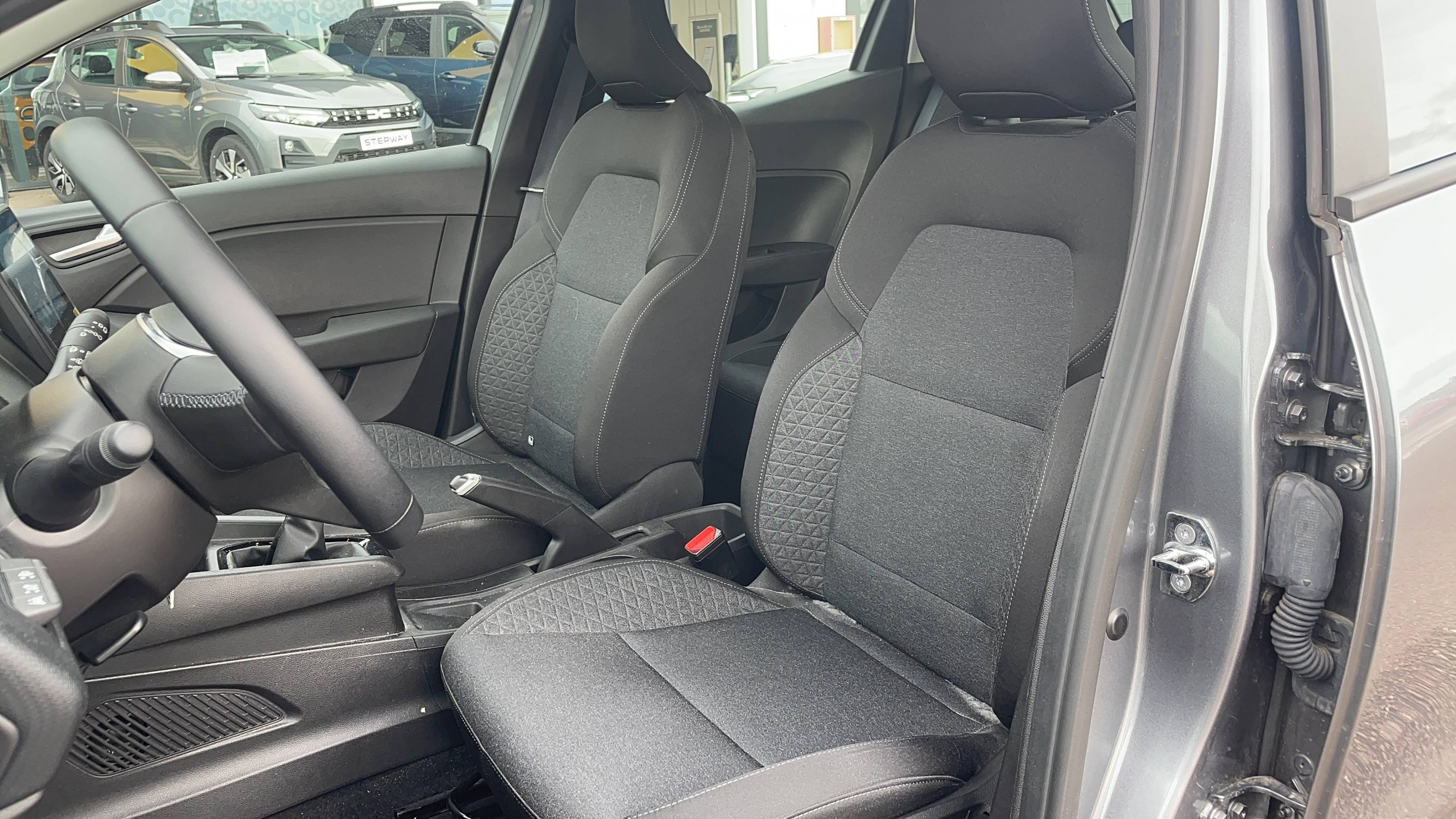 Vente en ligne Renault Clio 5 Clio TCe 90 au prix de 13 791 €