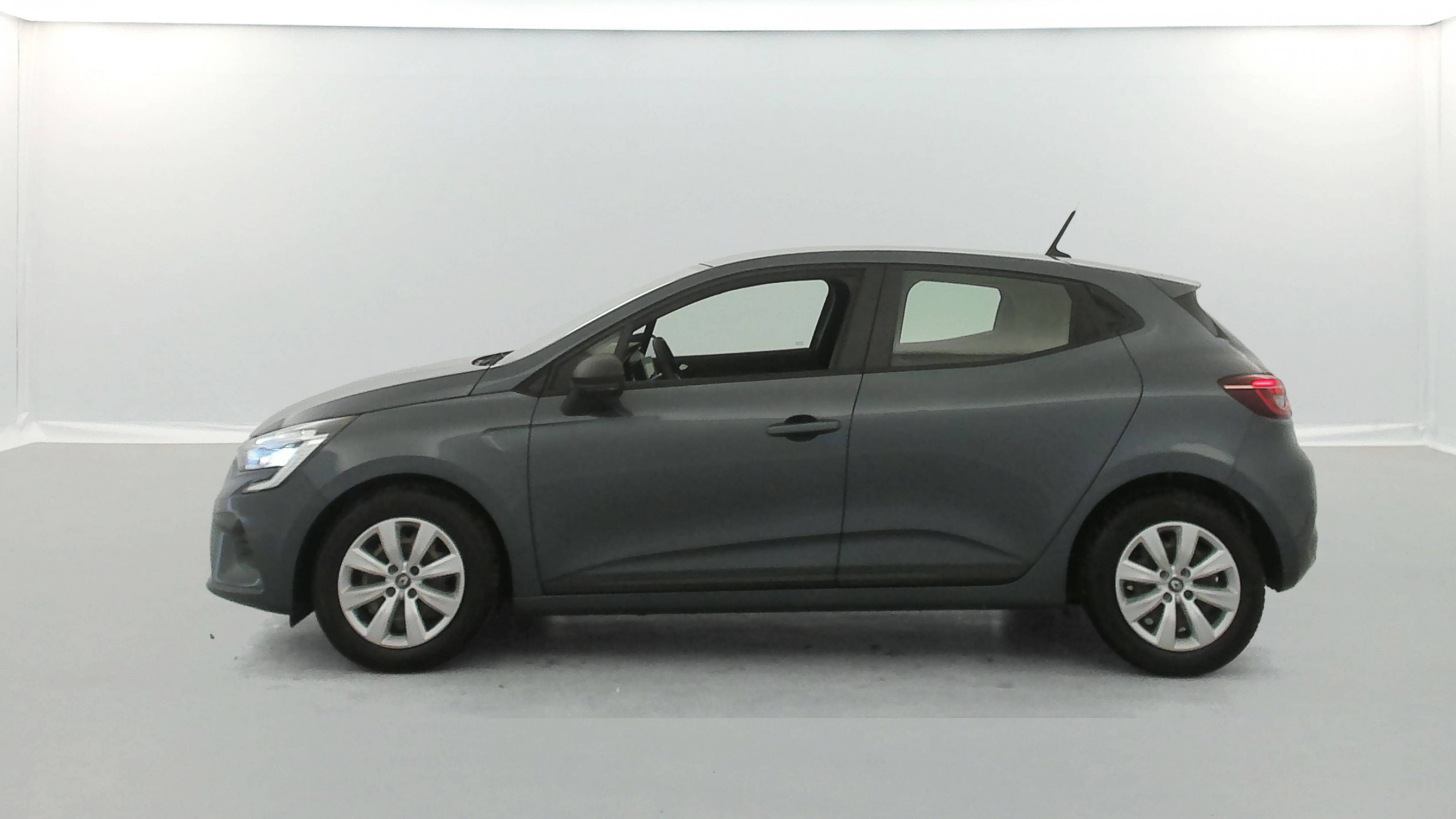 Vente en ligne Renault Clio 5 Clio SCe 75 au prix de 10 990 €